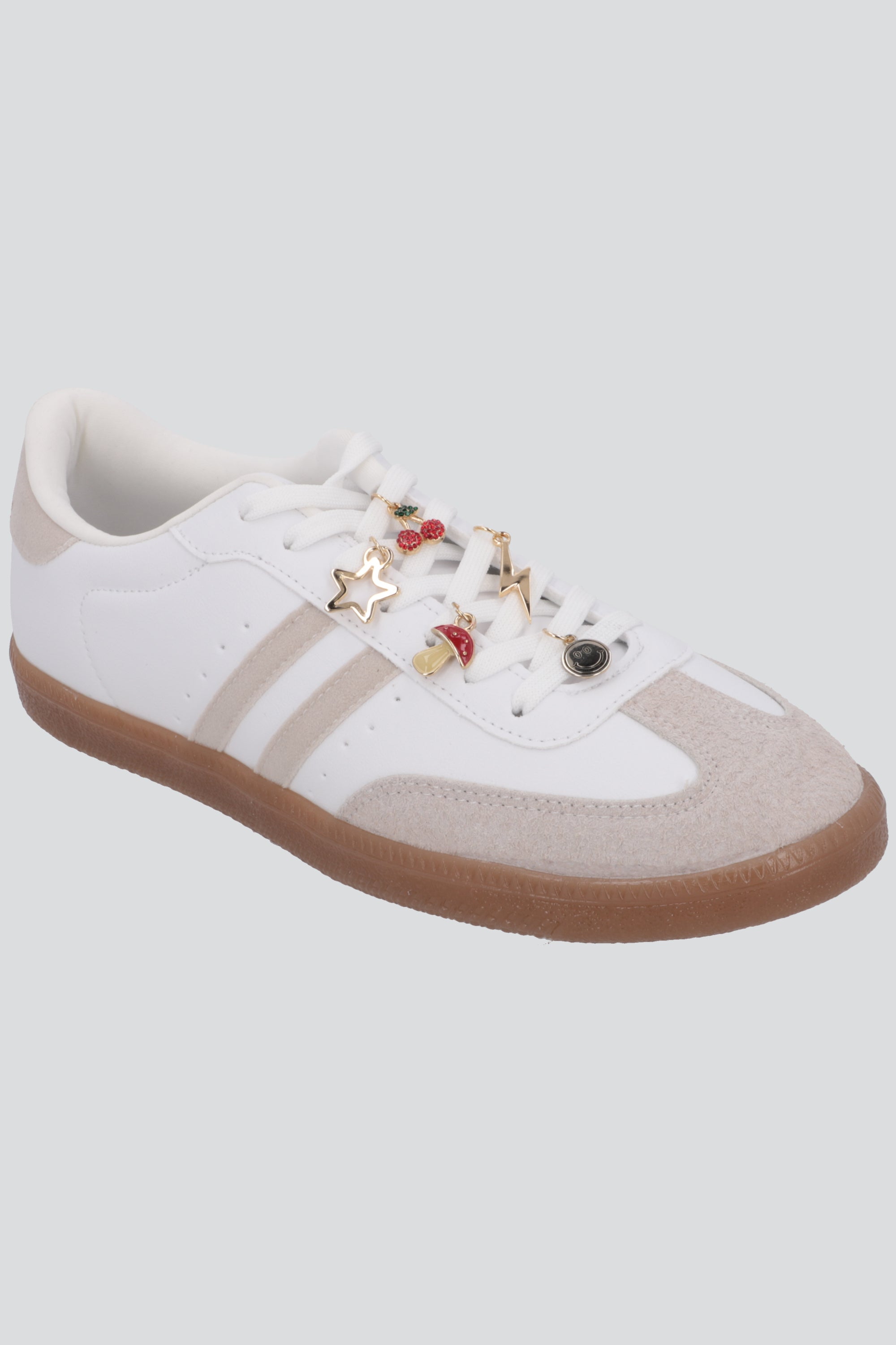 Tenis dos lineas punta durazno con charms TAUPE
