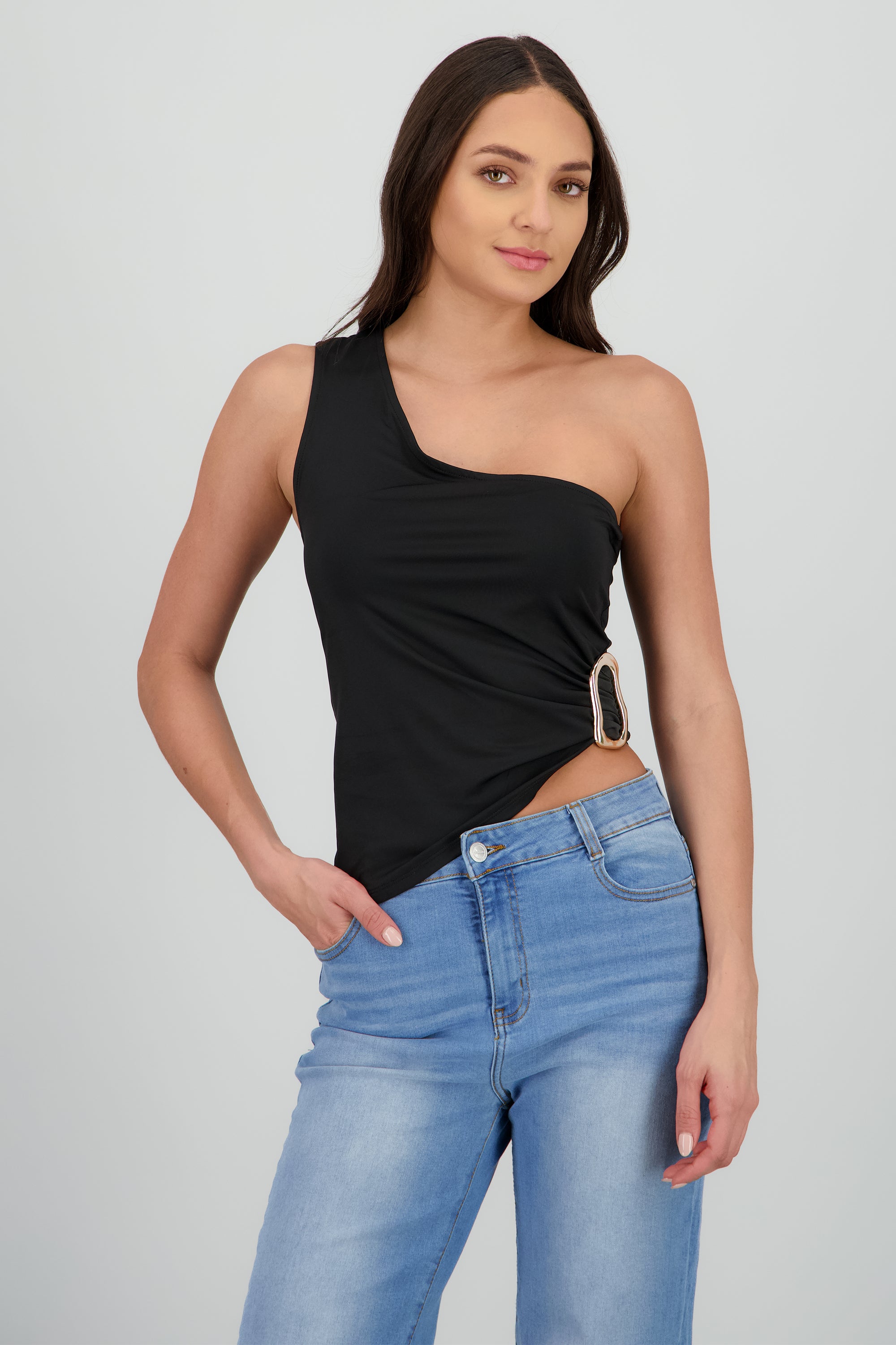 Top asimetrico hebilla NEGRO