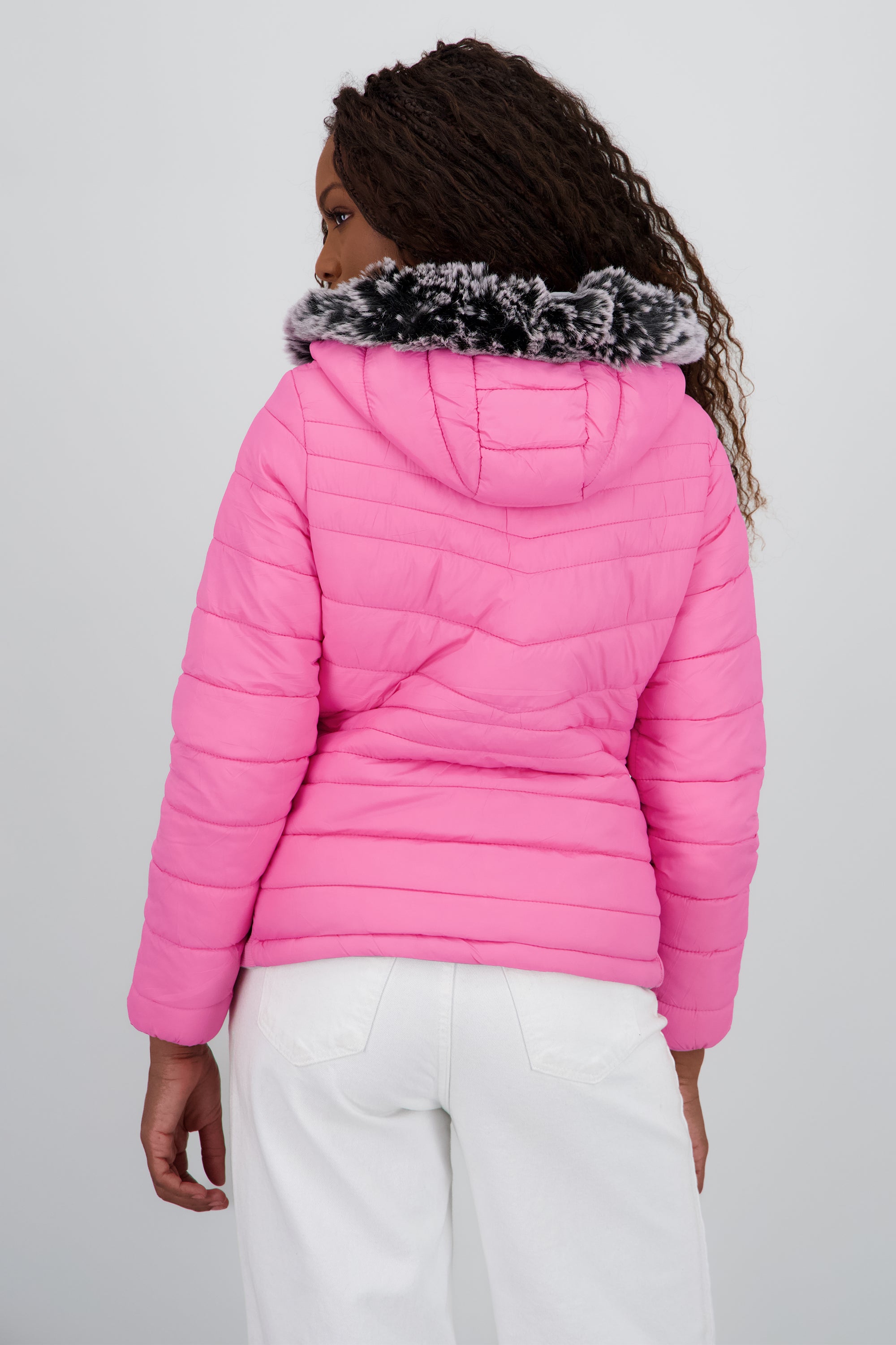 Chamarra capitonada det gorro a contraste ROSA