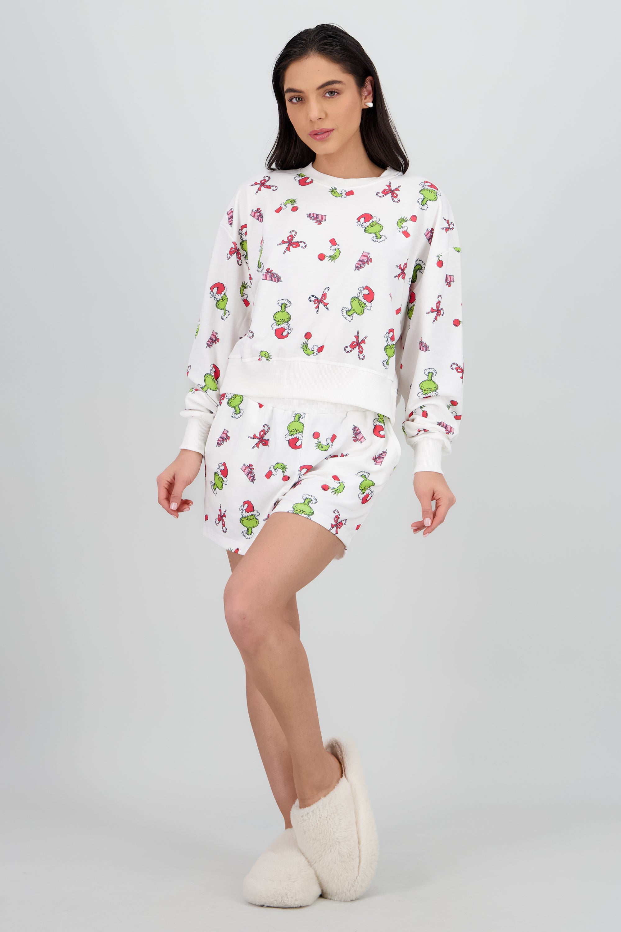 Pijama Grinch sudadera short HUESO