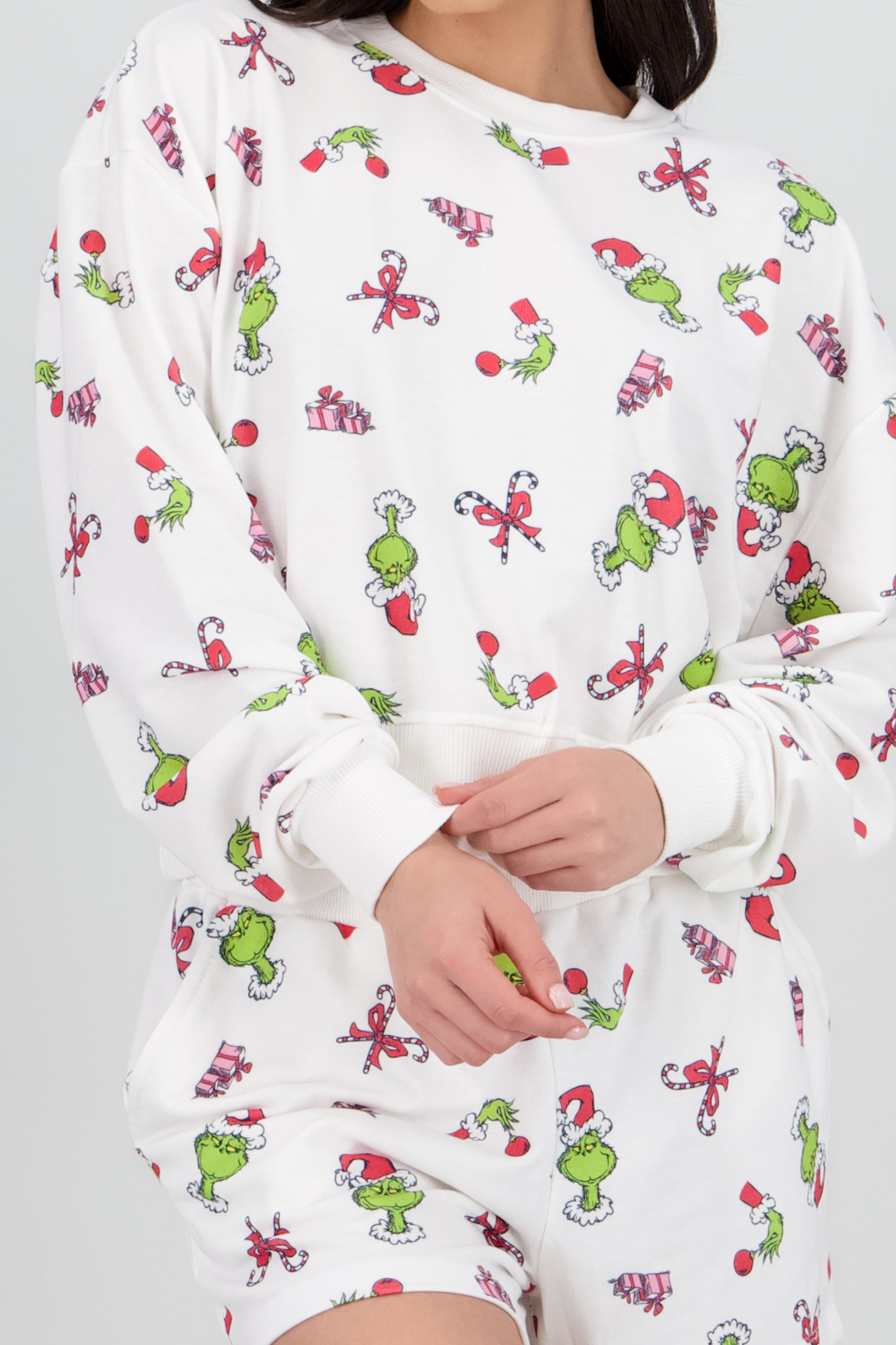 Pijama Grinch sudadera short HUESO
