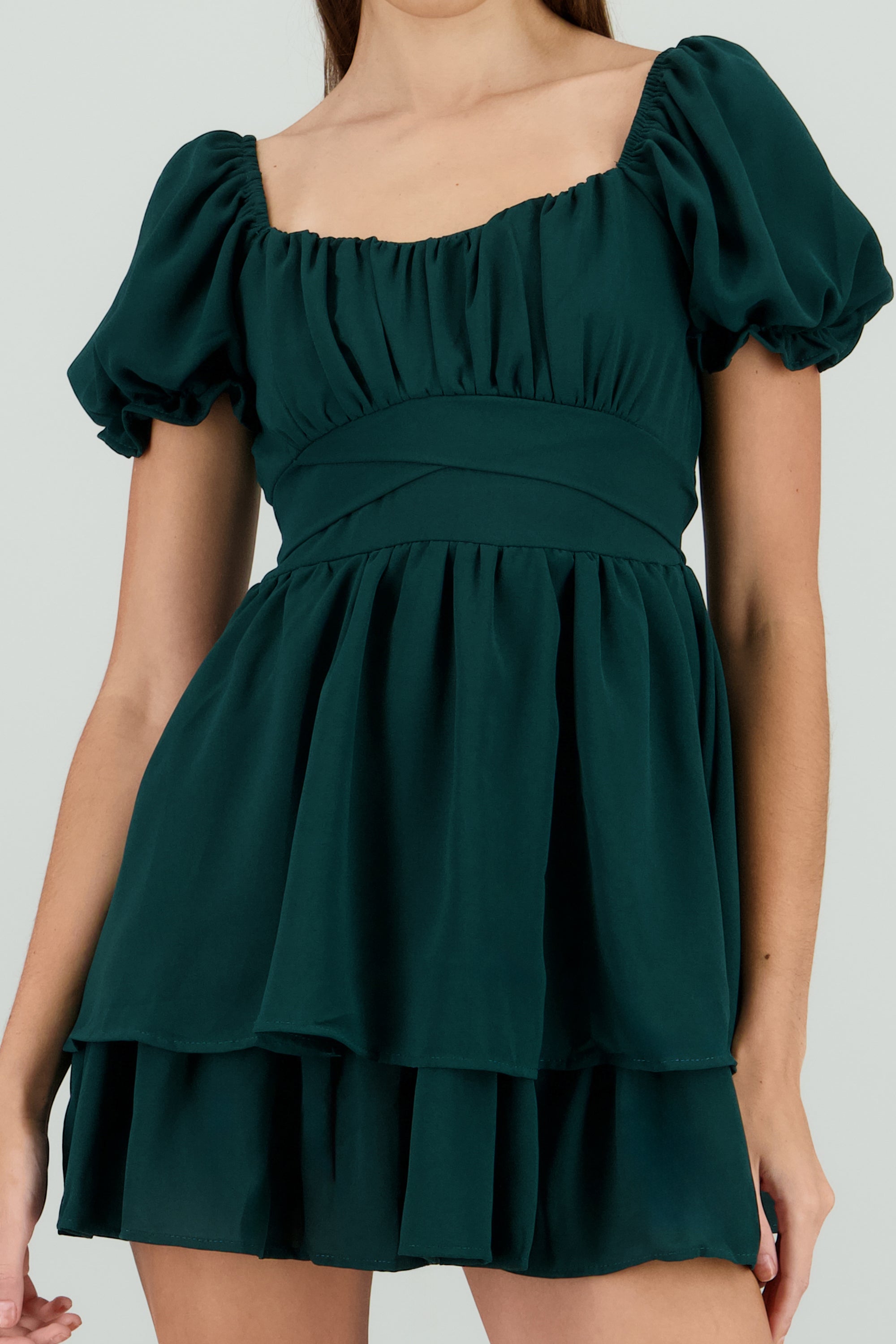 Vestido con olanes VERDE CAZADOR