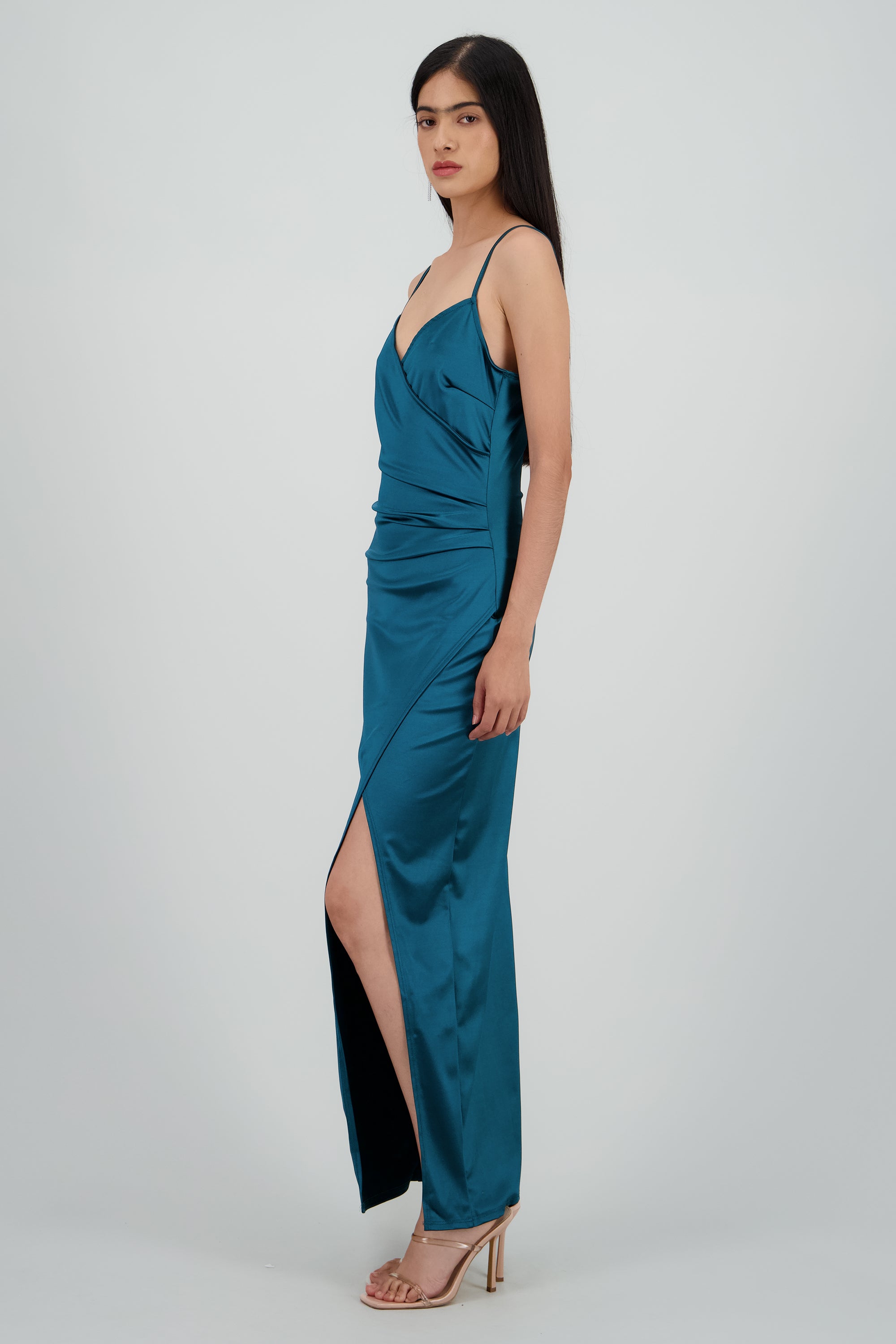 Vestido satinado midi VERDE CAZADOR