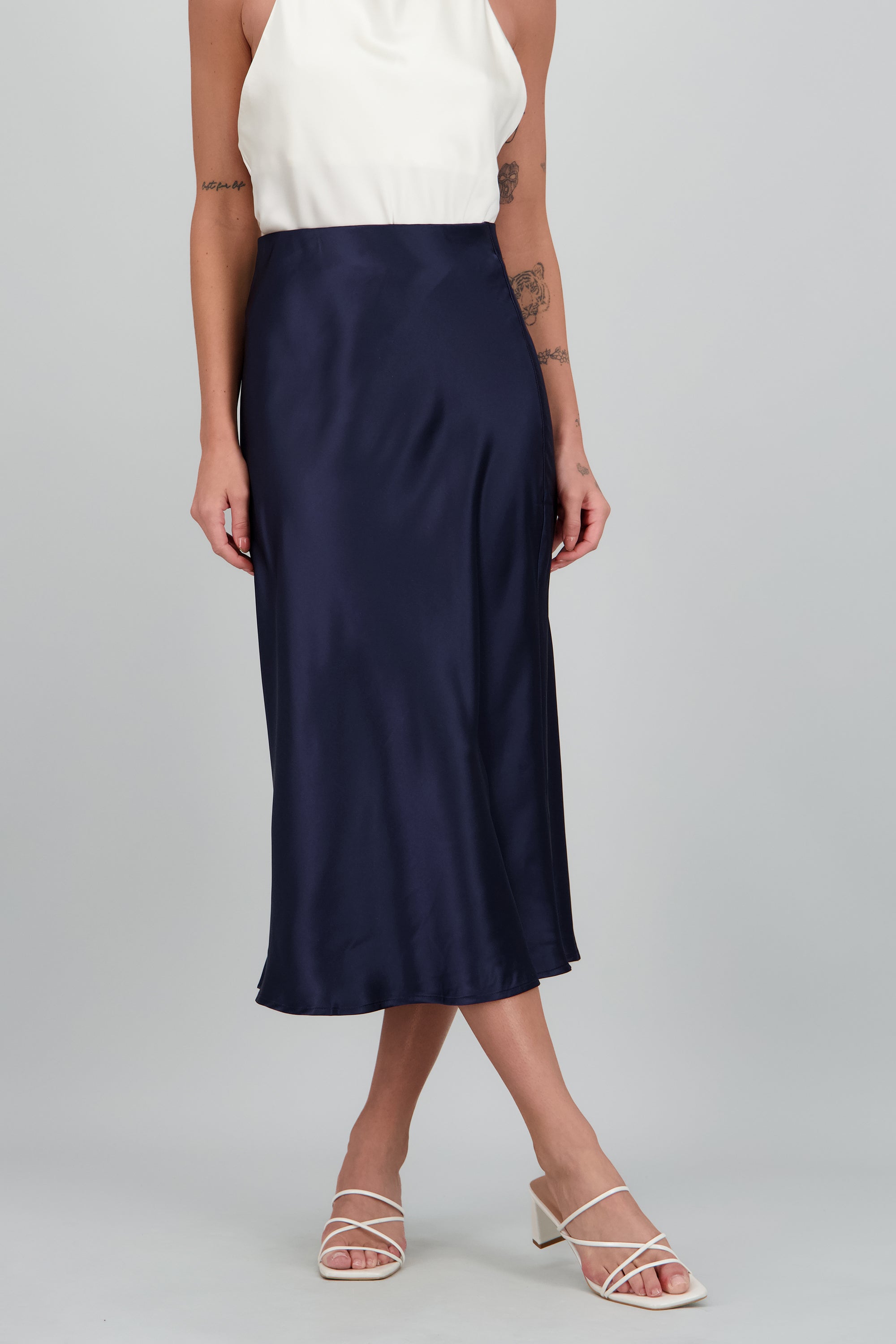 Falda satinada midi lisa MARINO