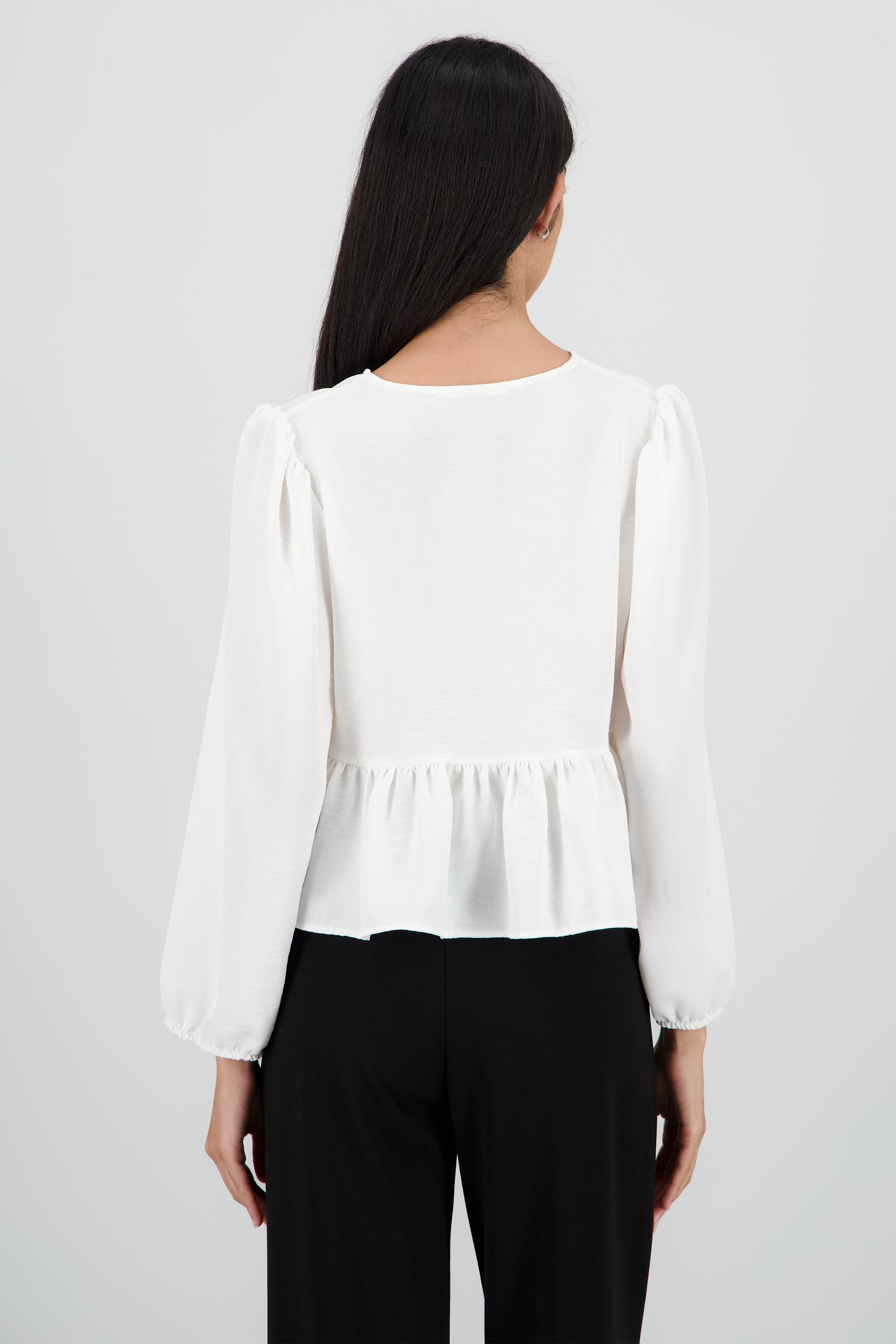 Top manga larga con moños BLANCO