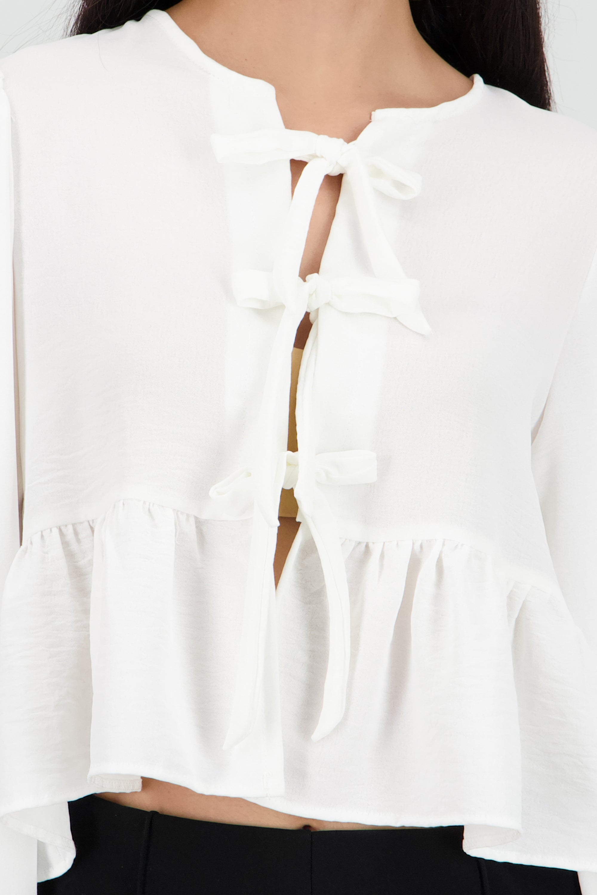 Top manga larga con moños BLANCO