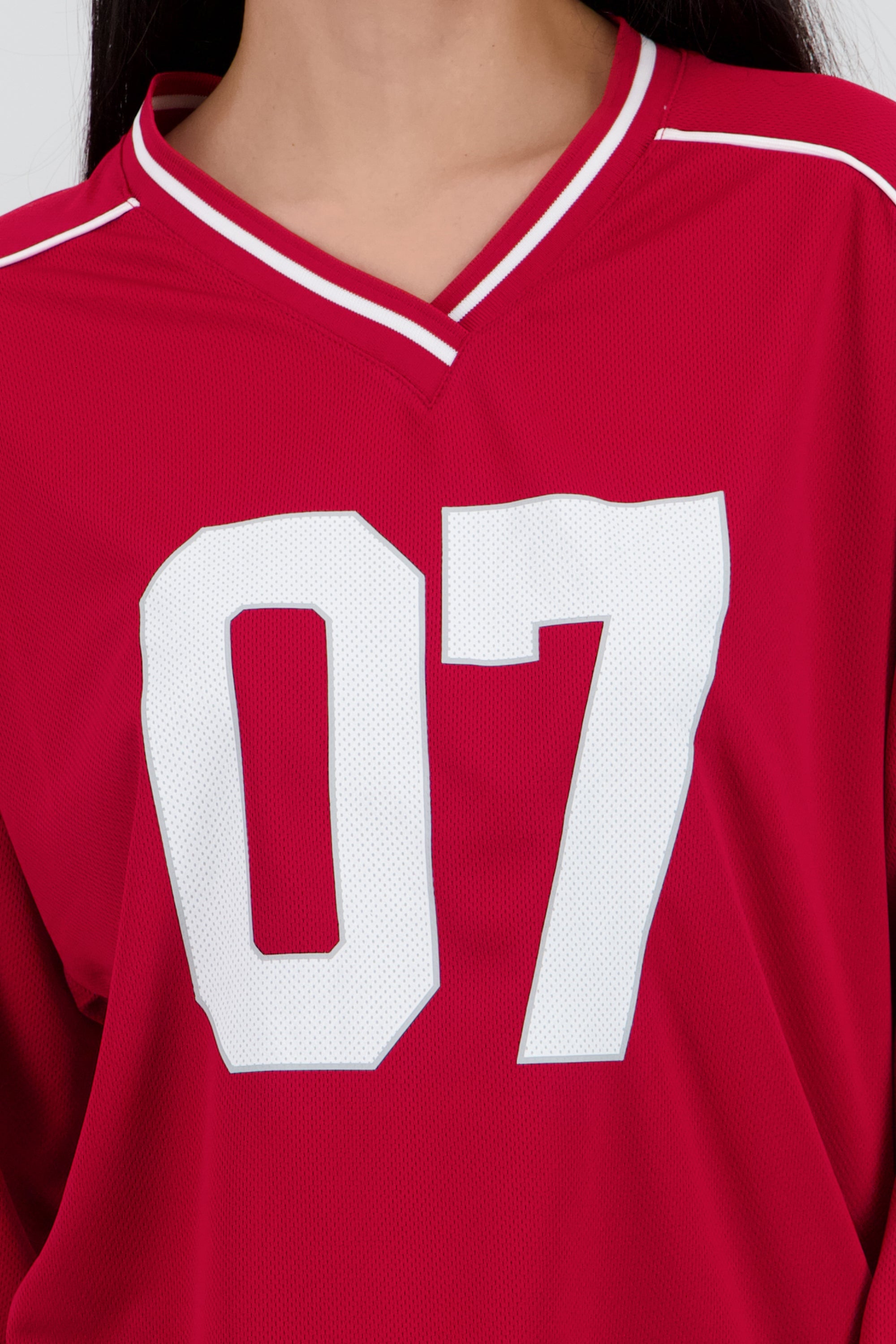 Playera tipo jersey contraste manga larga ROJO