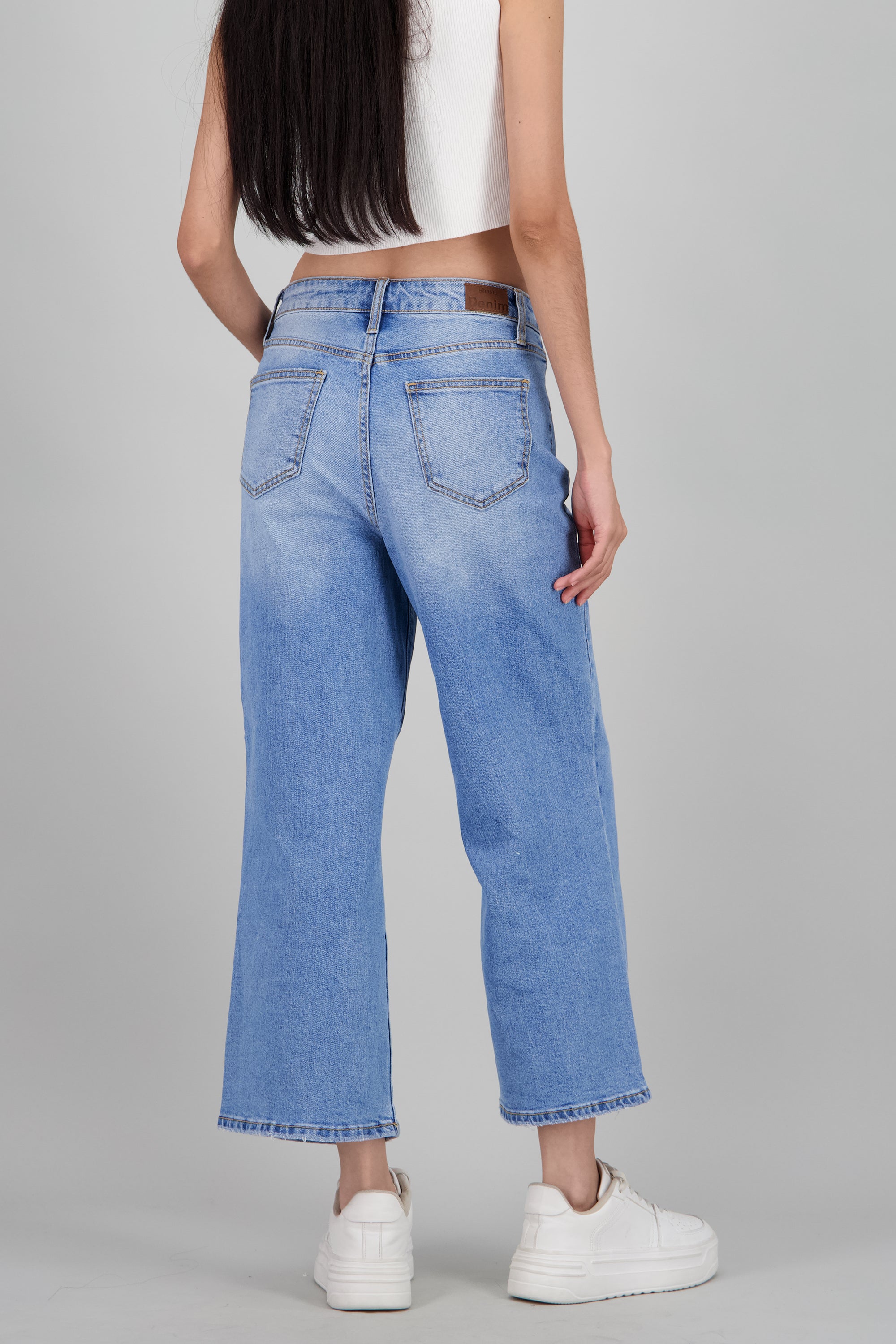 Jeans culotte bolsas delanteras LIGHT WASH