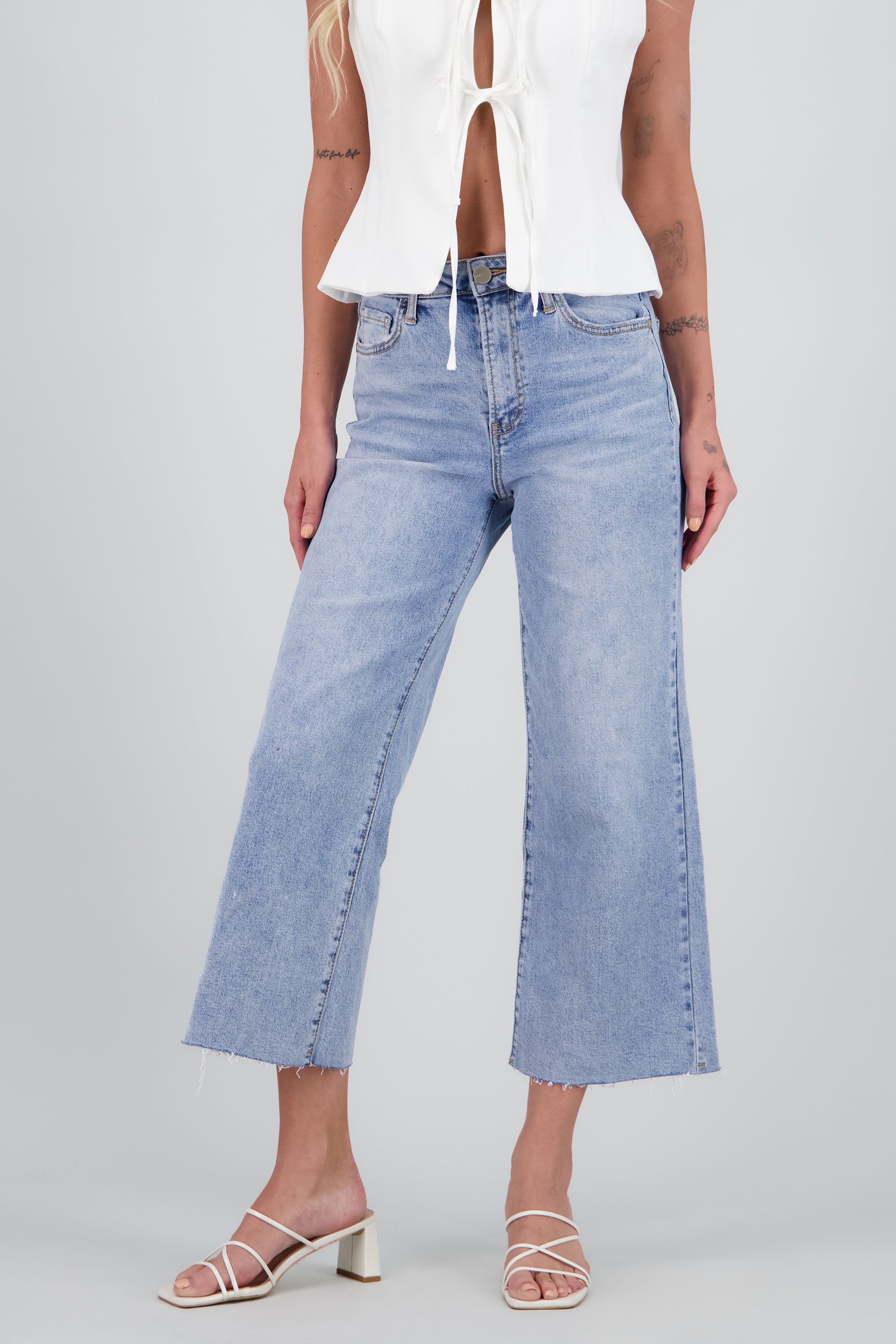 Jeans culotte al corte BLEACHED
