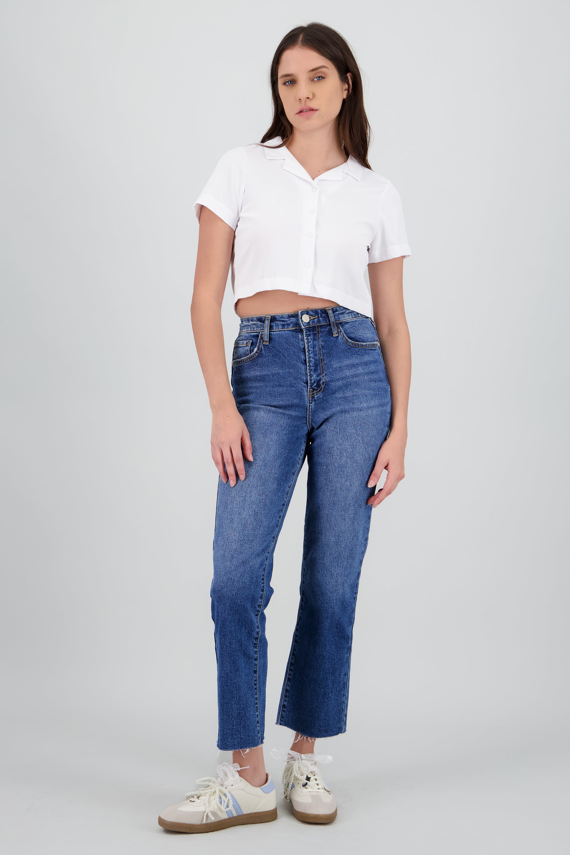 Jeans straight al corte MEDIUM WASH