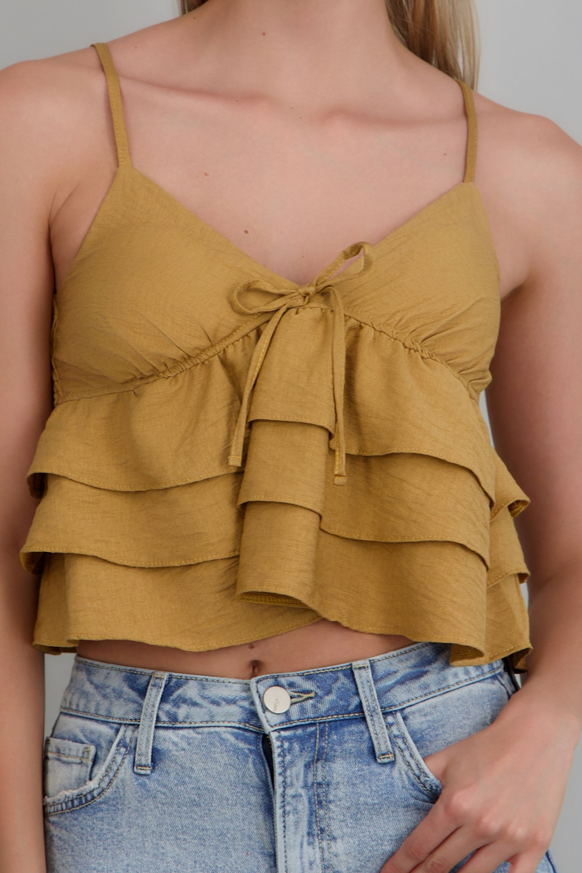 Top tirantes con olanes CAMELLO