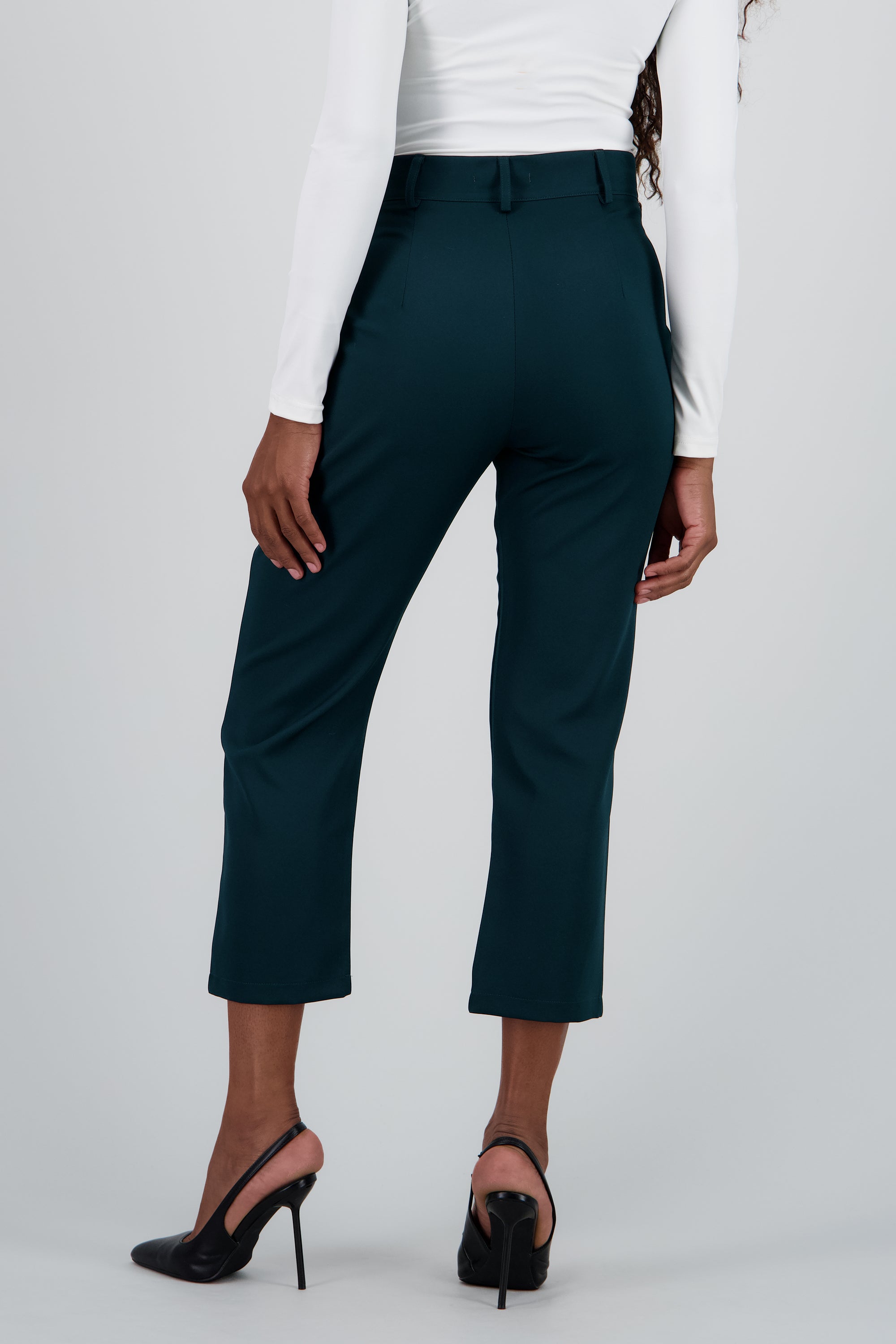 Pantalón Cintura Alta Capri Bolsas VERDE CAZADOR