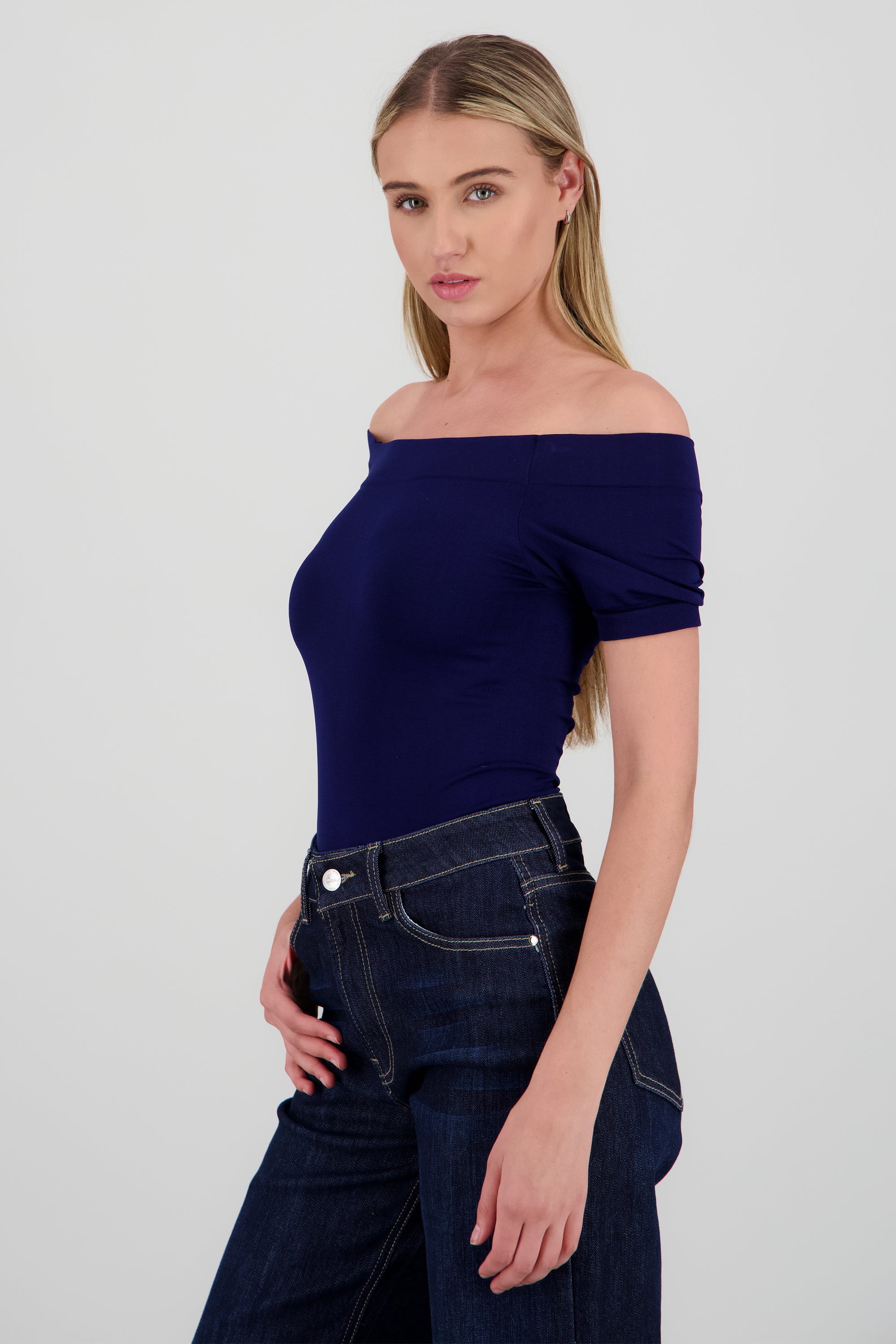 Bodysuit Liso Hombros Descubiertos MARINO