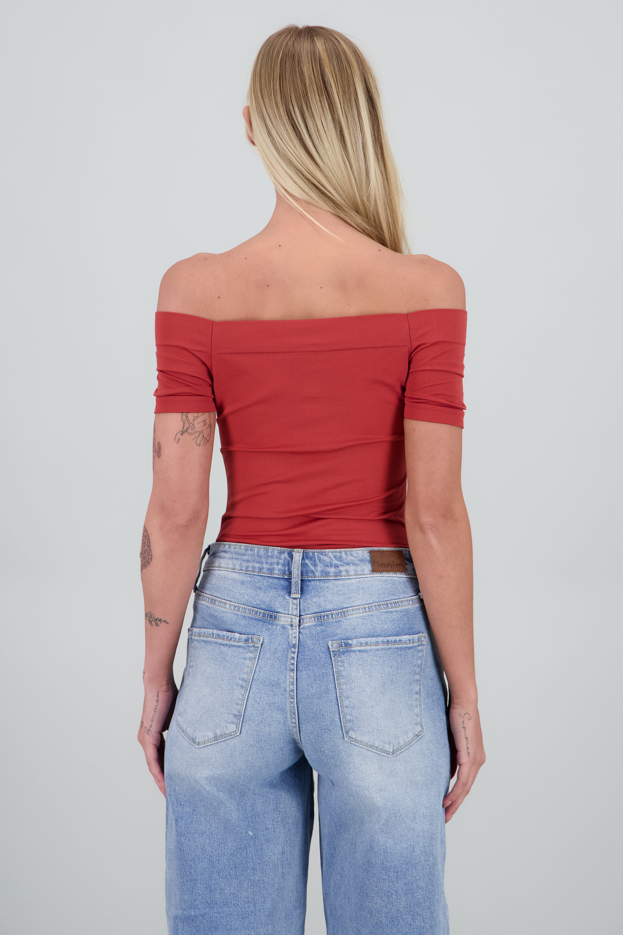 Bodysuit Liso Hombros Descubiertos LADRILLO