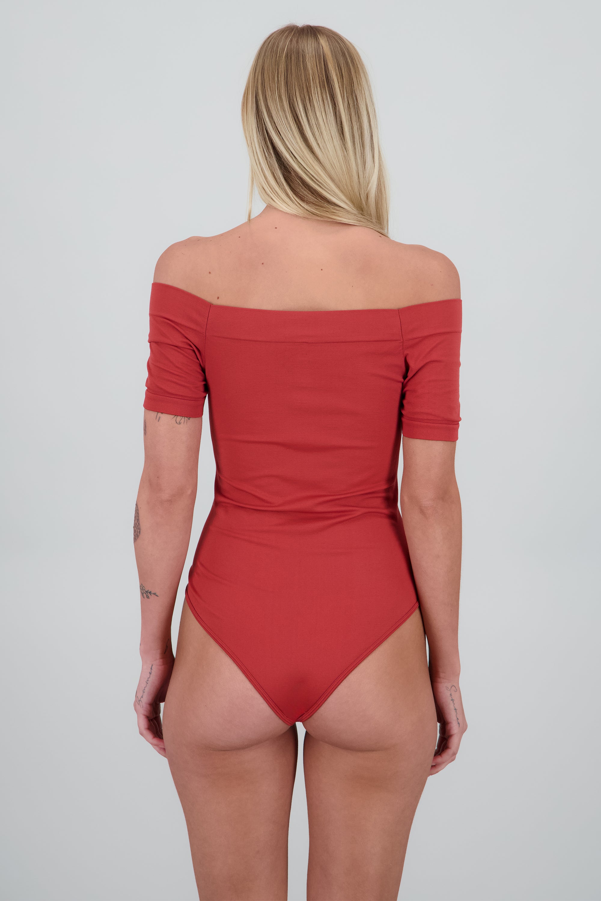 Bodysuit Liso Hombros Descubiertos LADRILLO