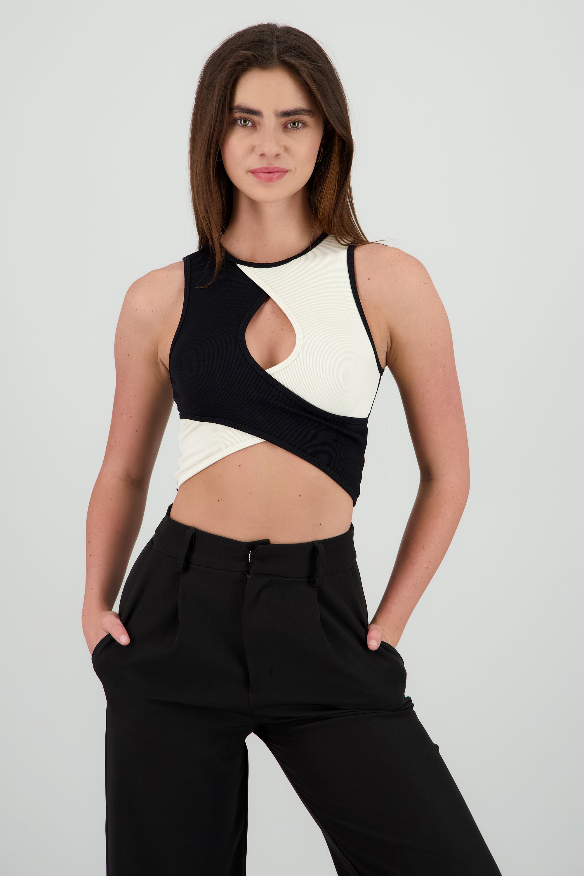 Top corte asimetrico bicolor NEGRO COMBO