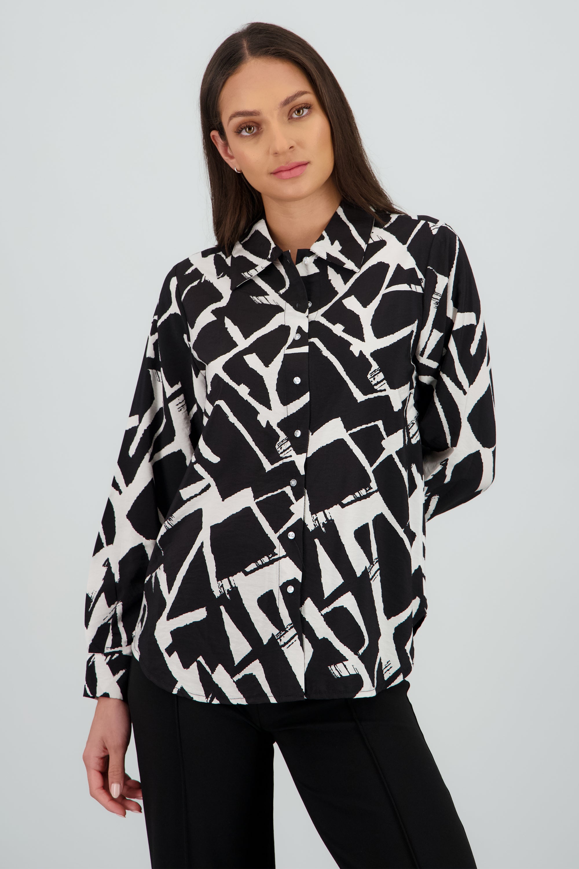 Camisa manga larga estampada NEGRO COMBO