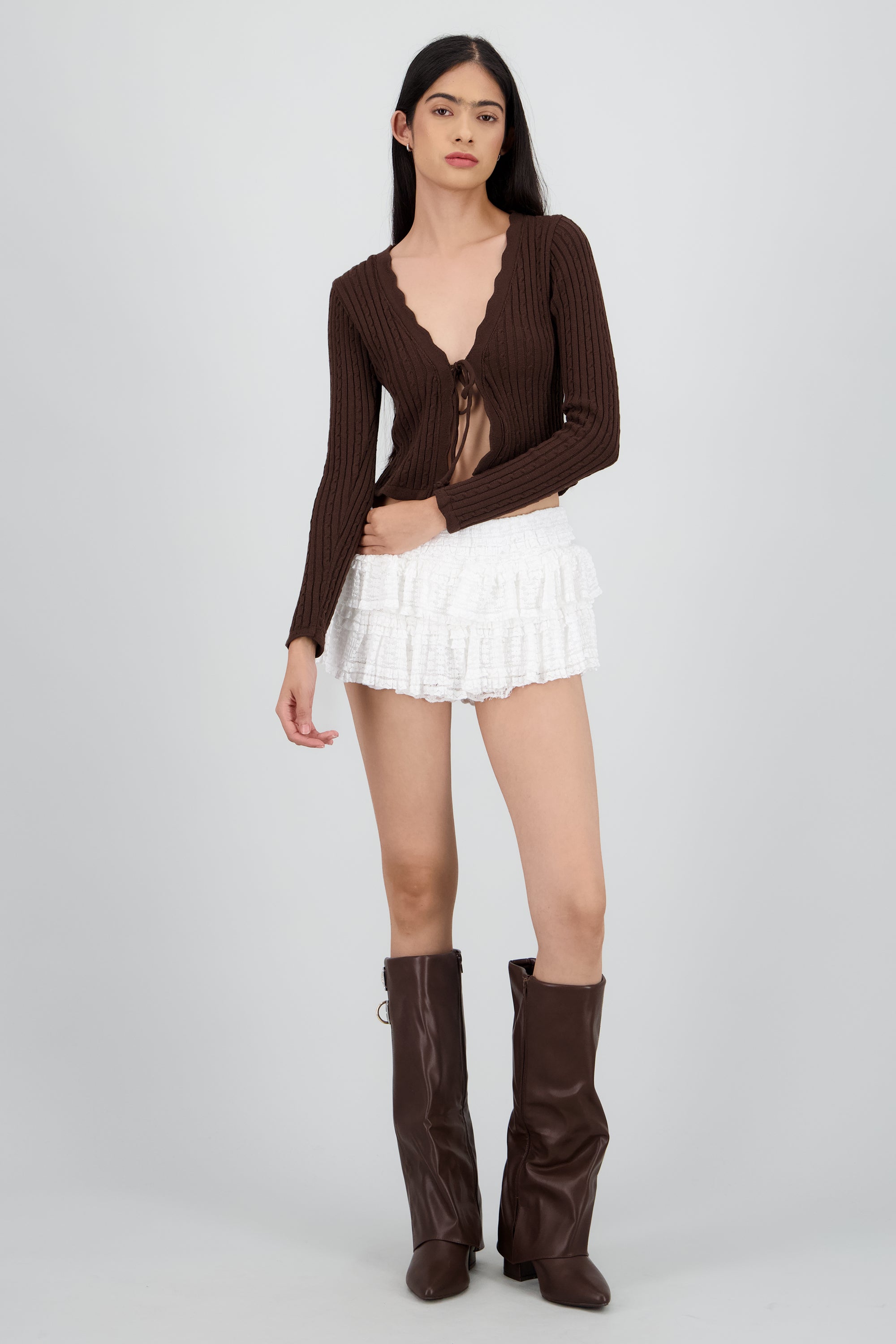 Falda short con encaje olanes BLANCO