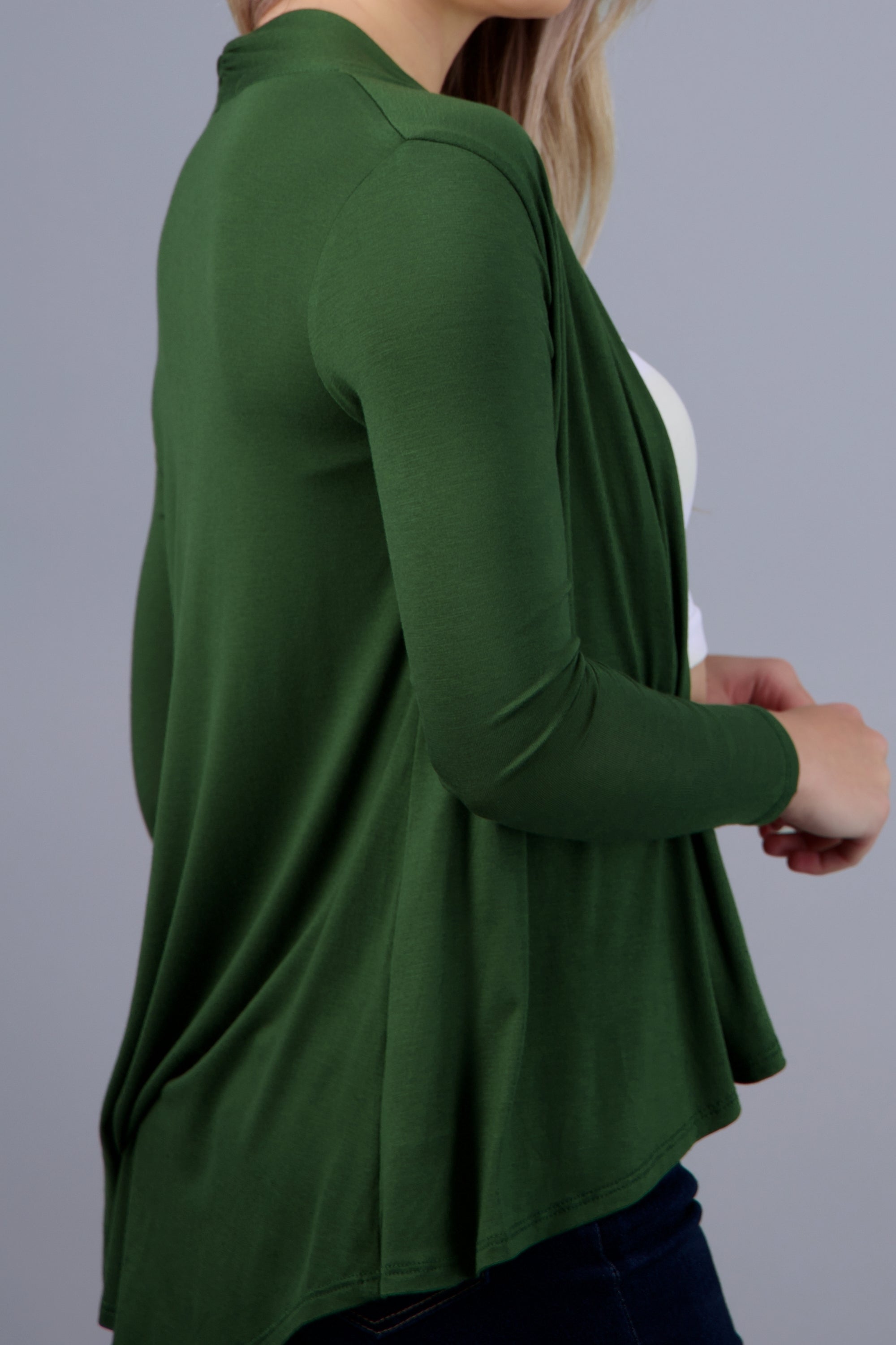 Cárdigan Corto Caída Cascada Manga Larga OLIVO