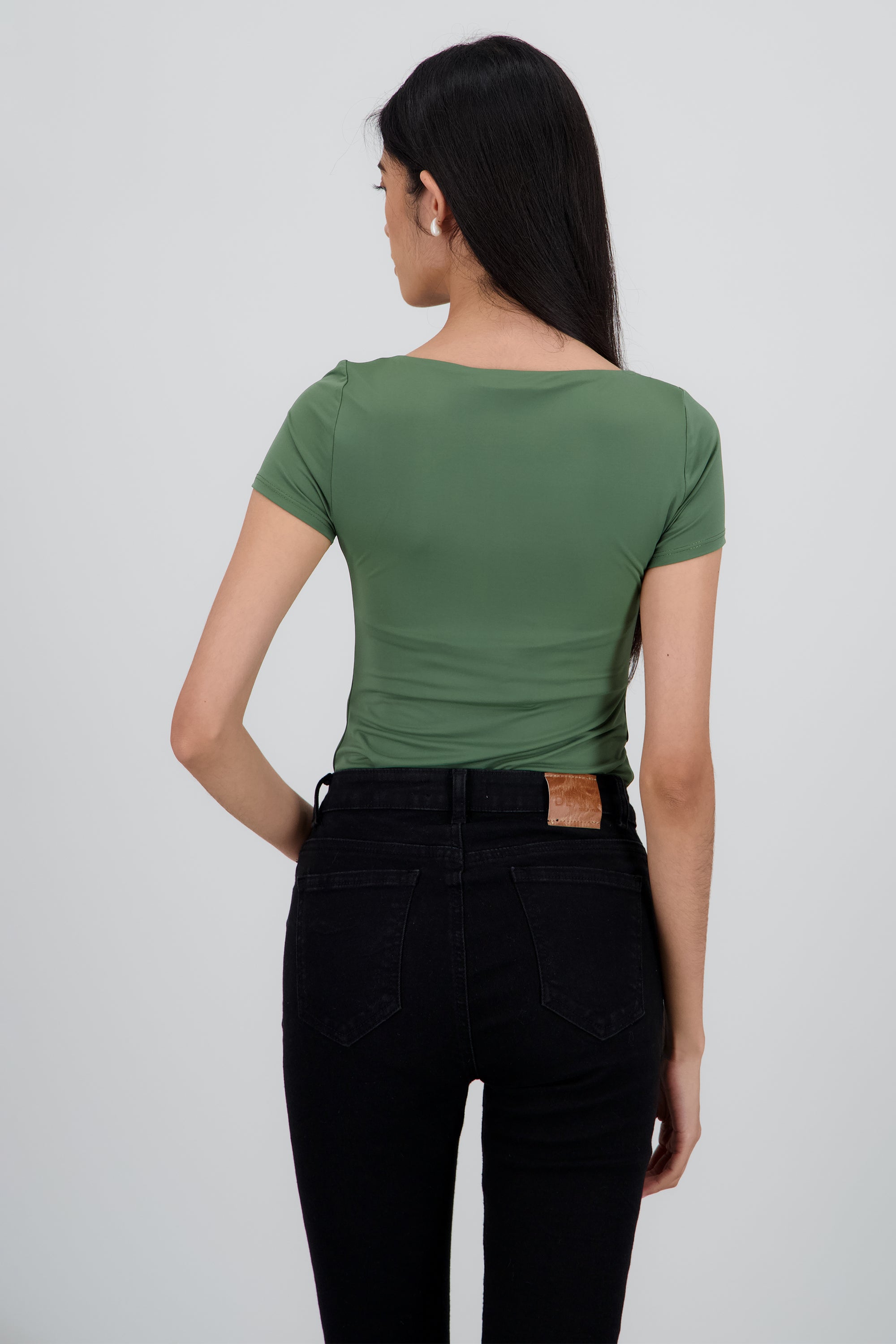 Body manga corta escote cuadrado OLIVO