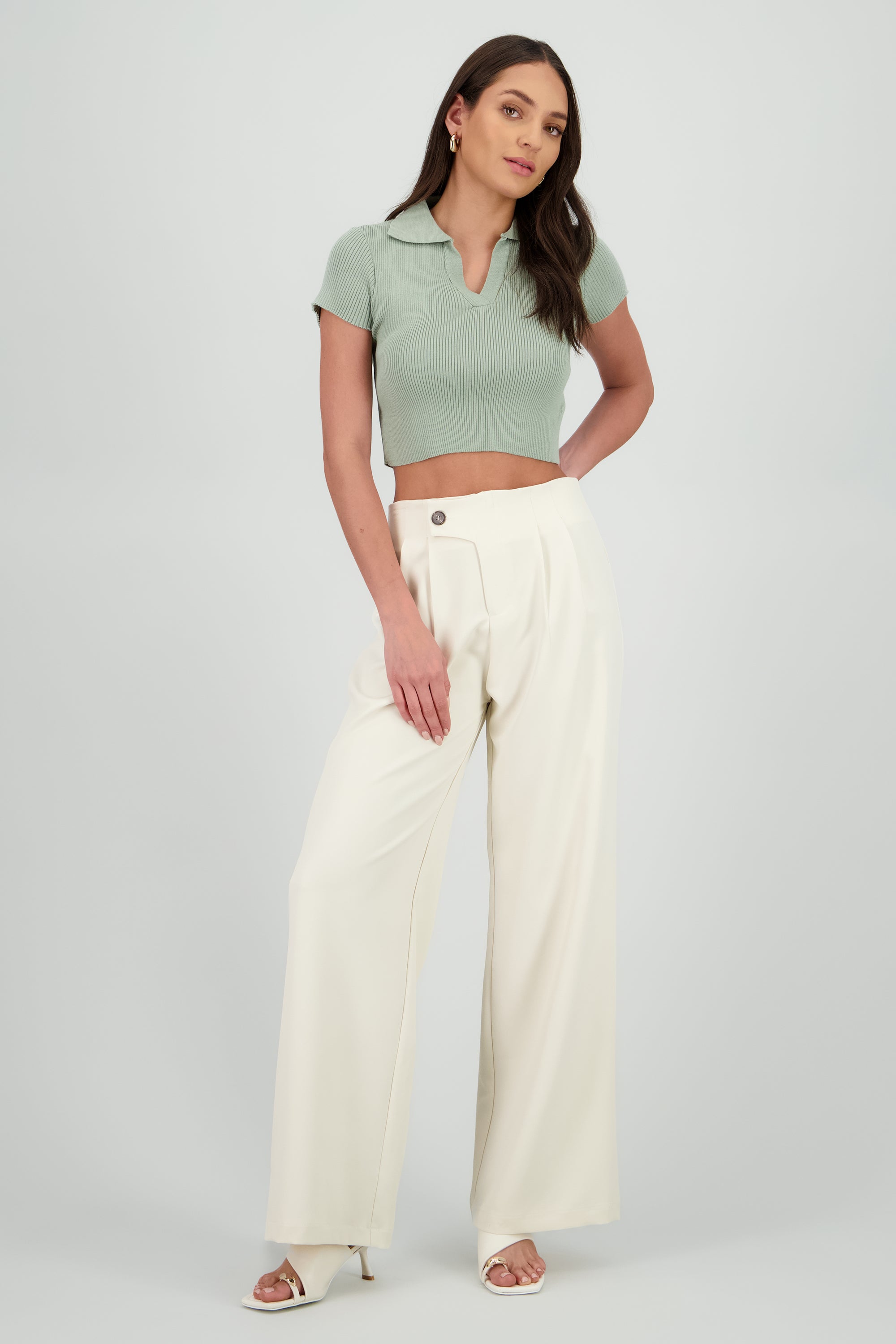 Pantalon sastrado detalle pretina CREMA