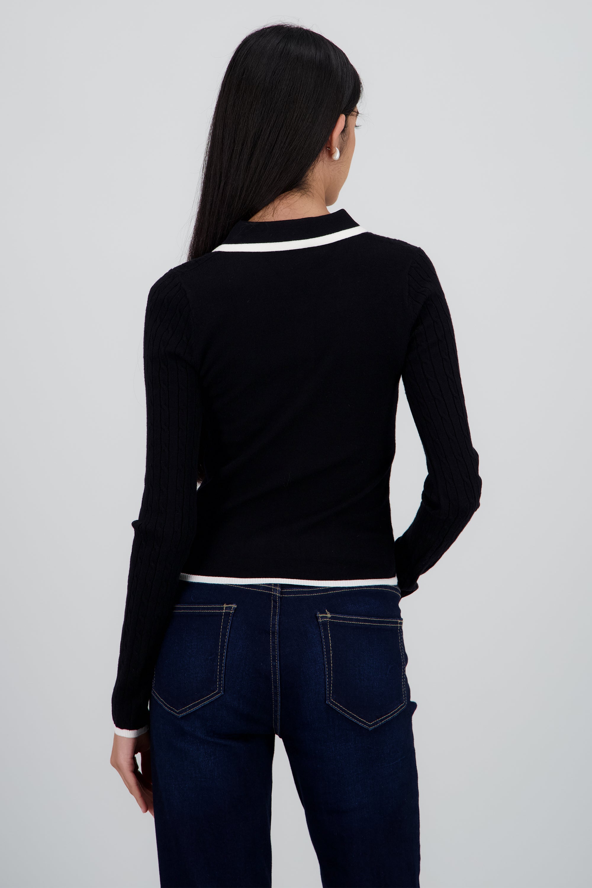 Sueter tipo polo manga larga textura raya contrast NEGRO COMBO