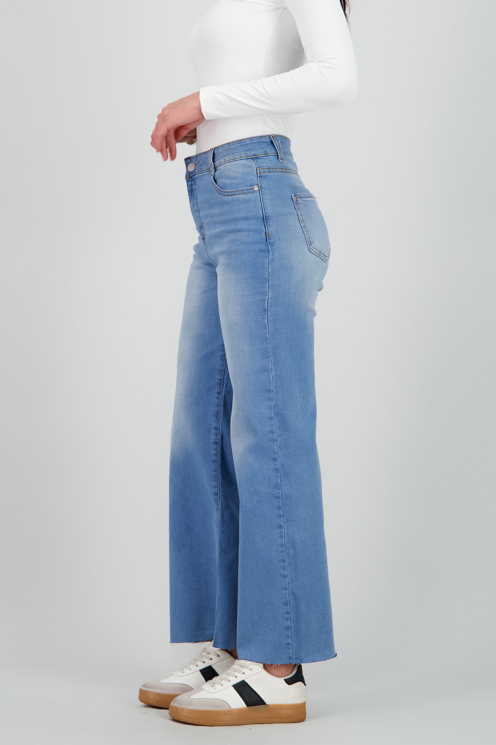 Jeans straight al corte STONE LIGHT