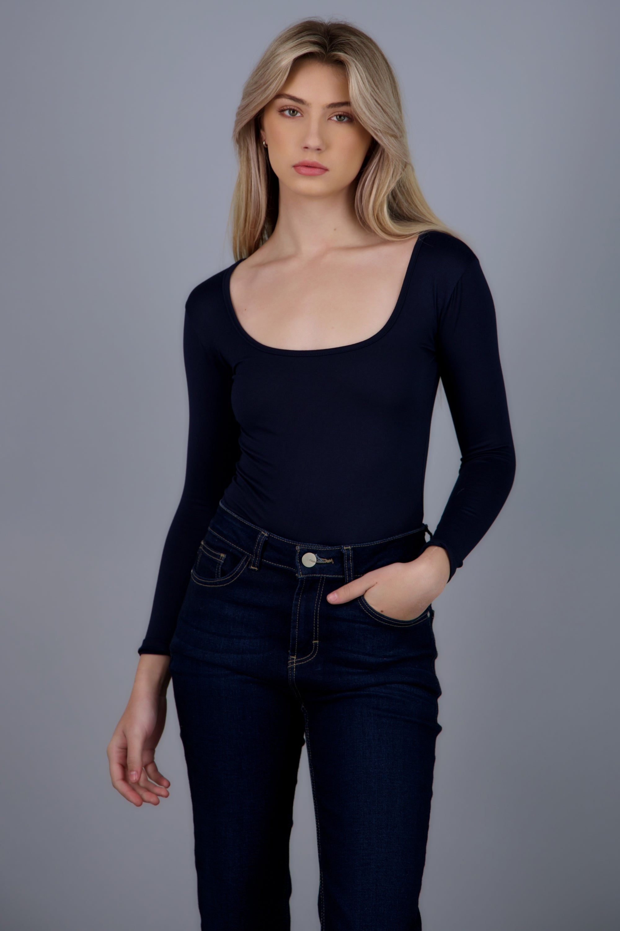 Bodysuit Liso Cuello Scoop MARINO