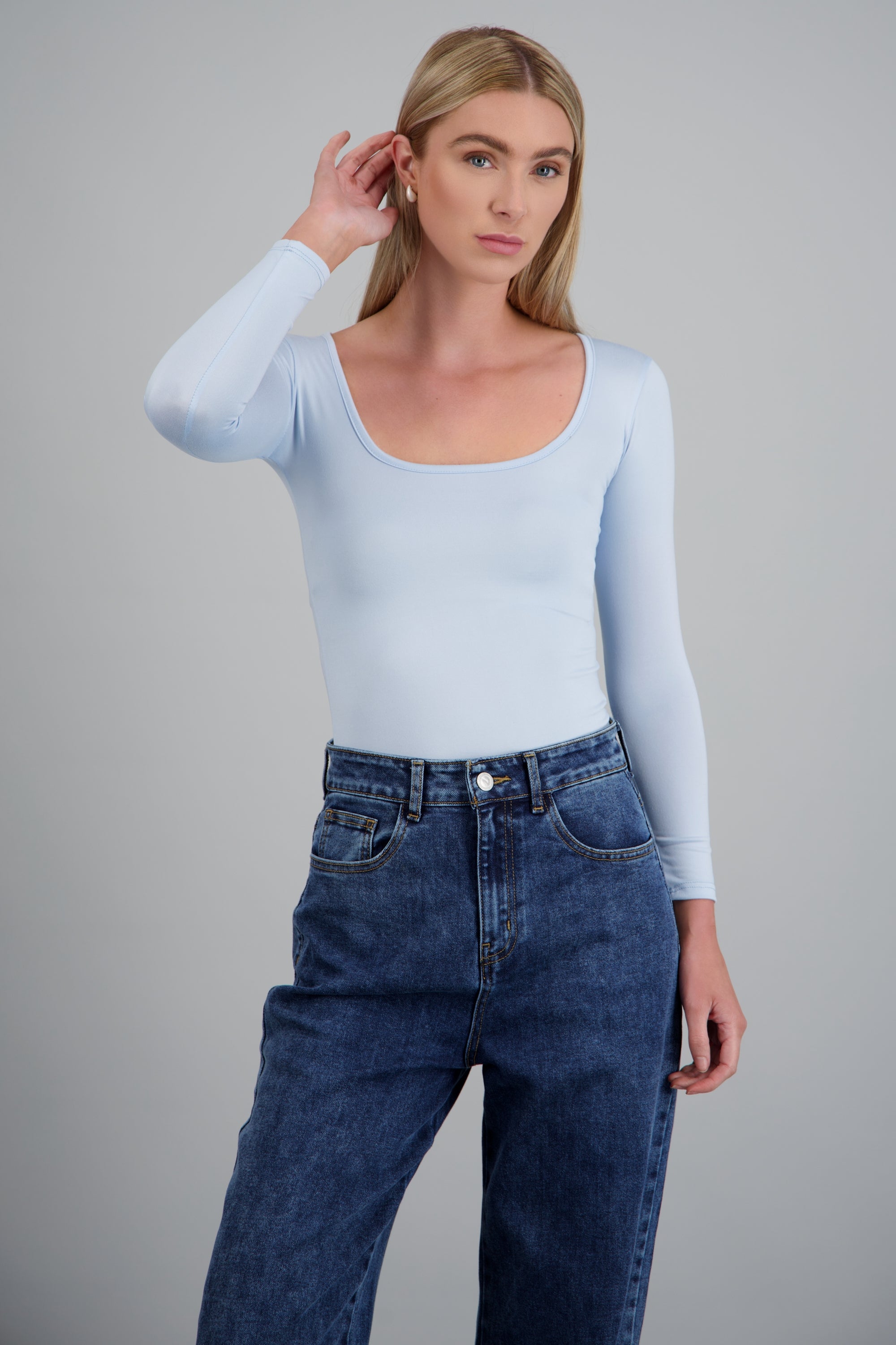 Bodysuit Liso Cuello Scoop AZUL CIELO