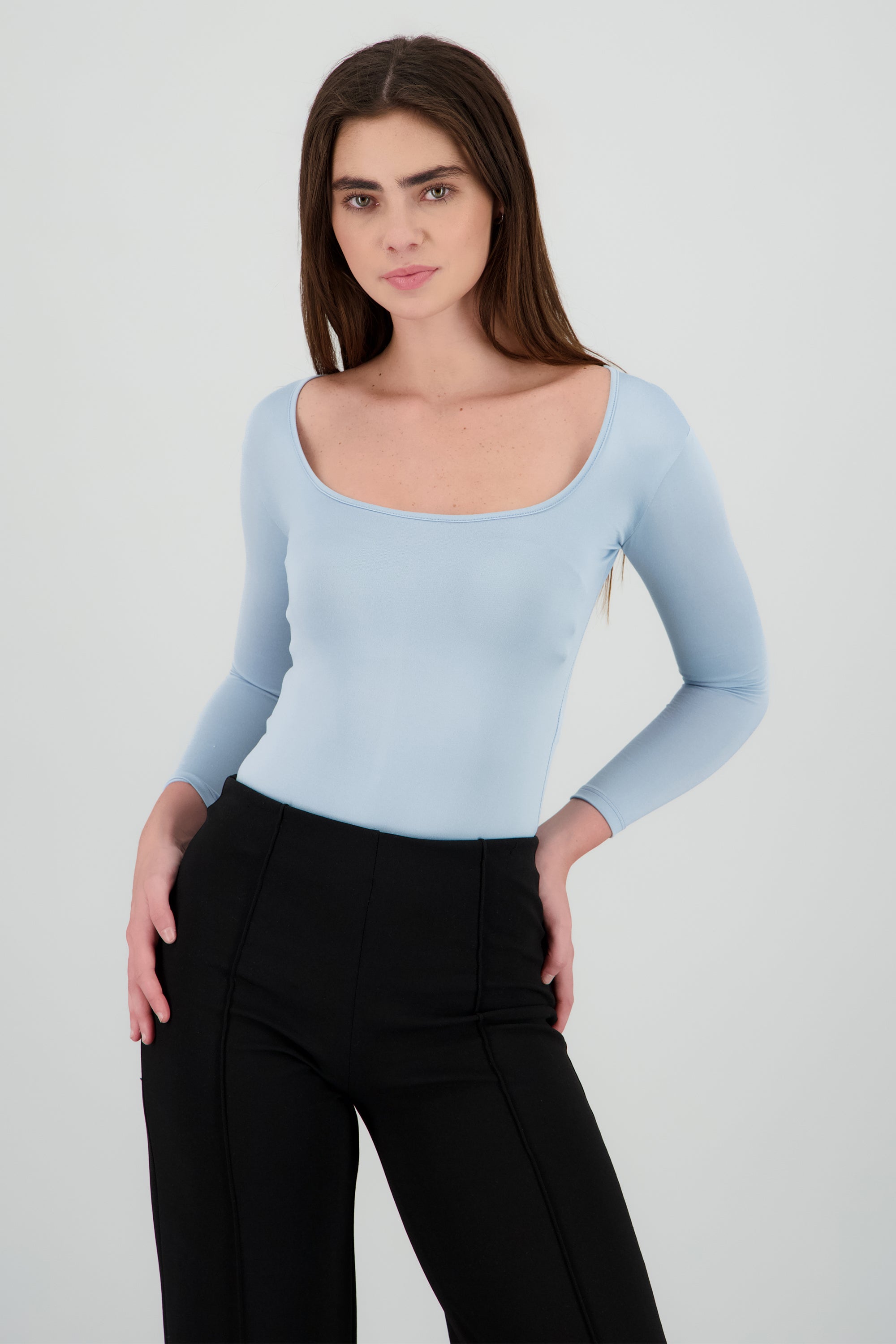 Bodysuit Liso Cuello Scoop AZUL PASTEL