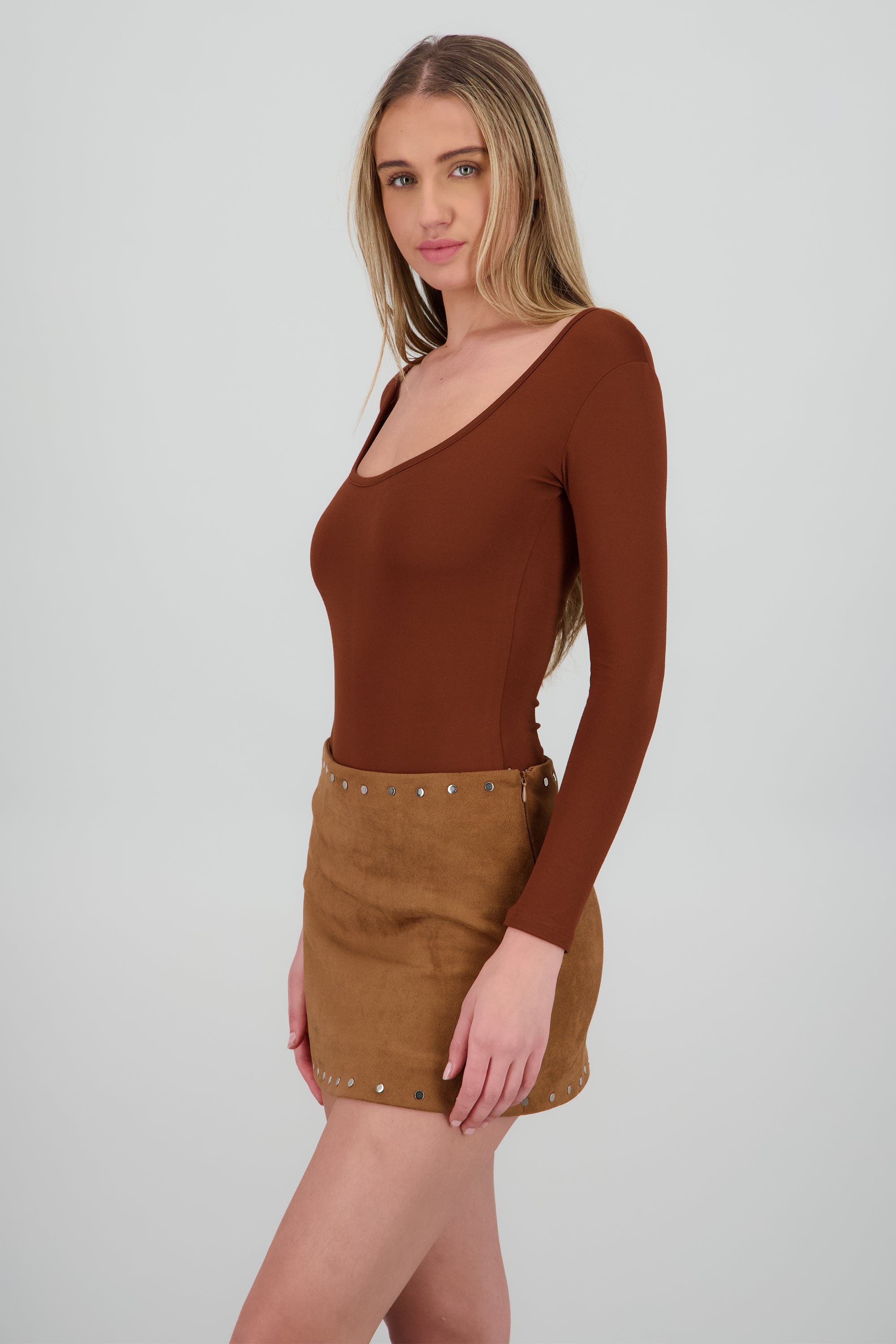 Bodysuit Liso Cuello Scoop CAFE