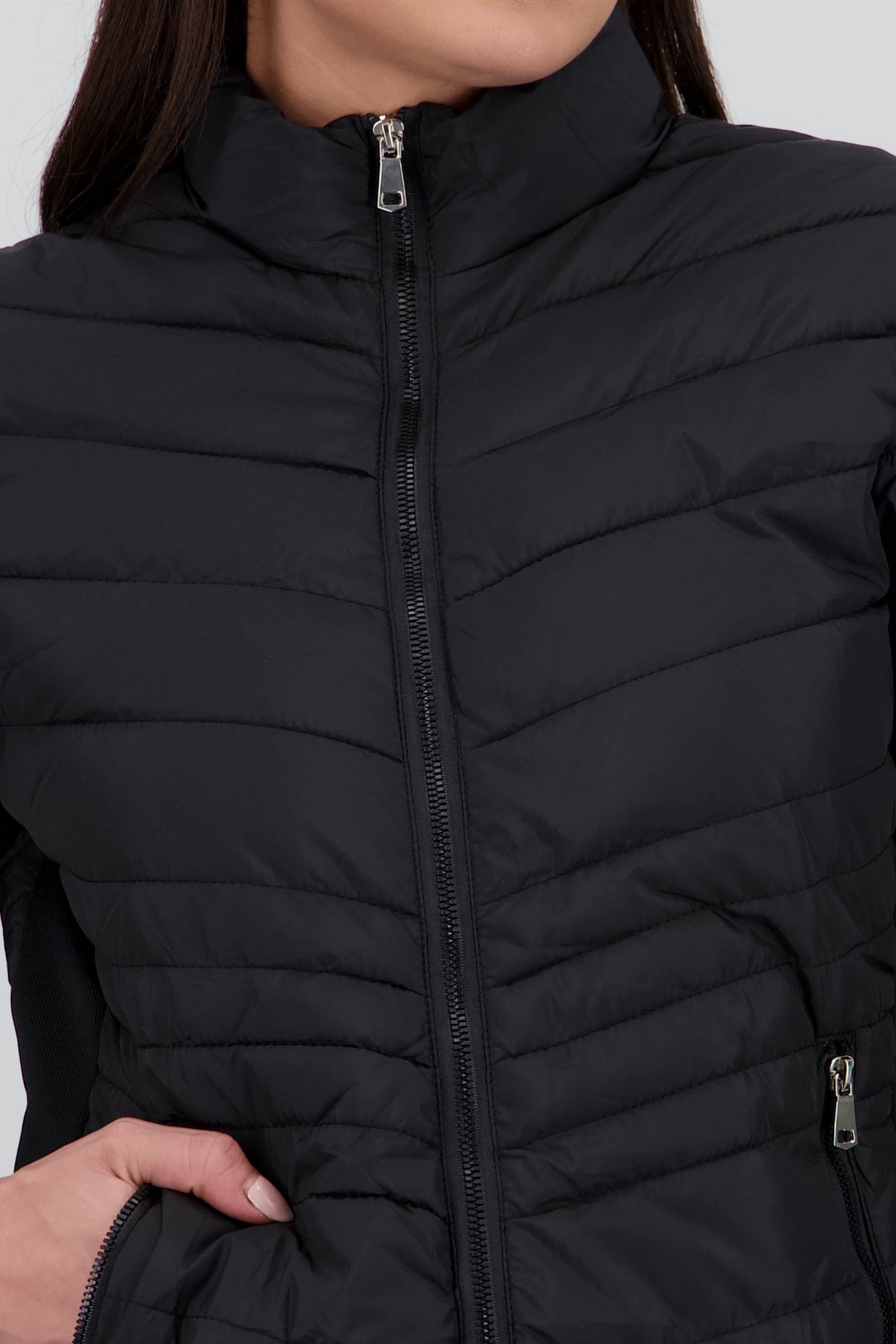 Chamarra puffer con bolsas NEGRO