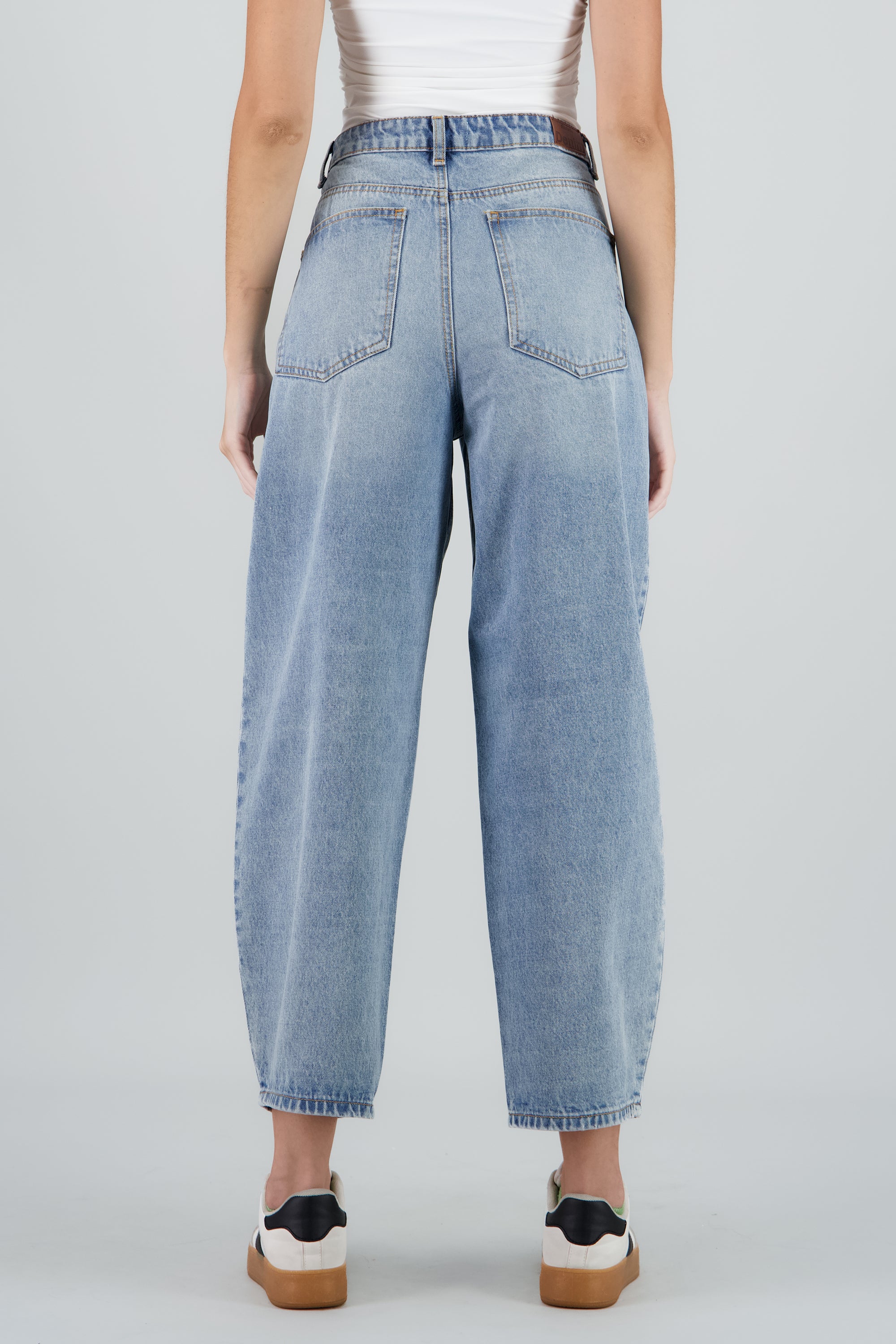 Jeans barrel amplio STONE