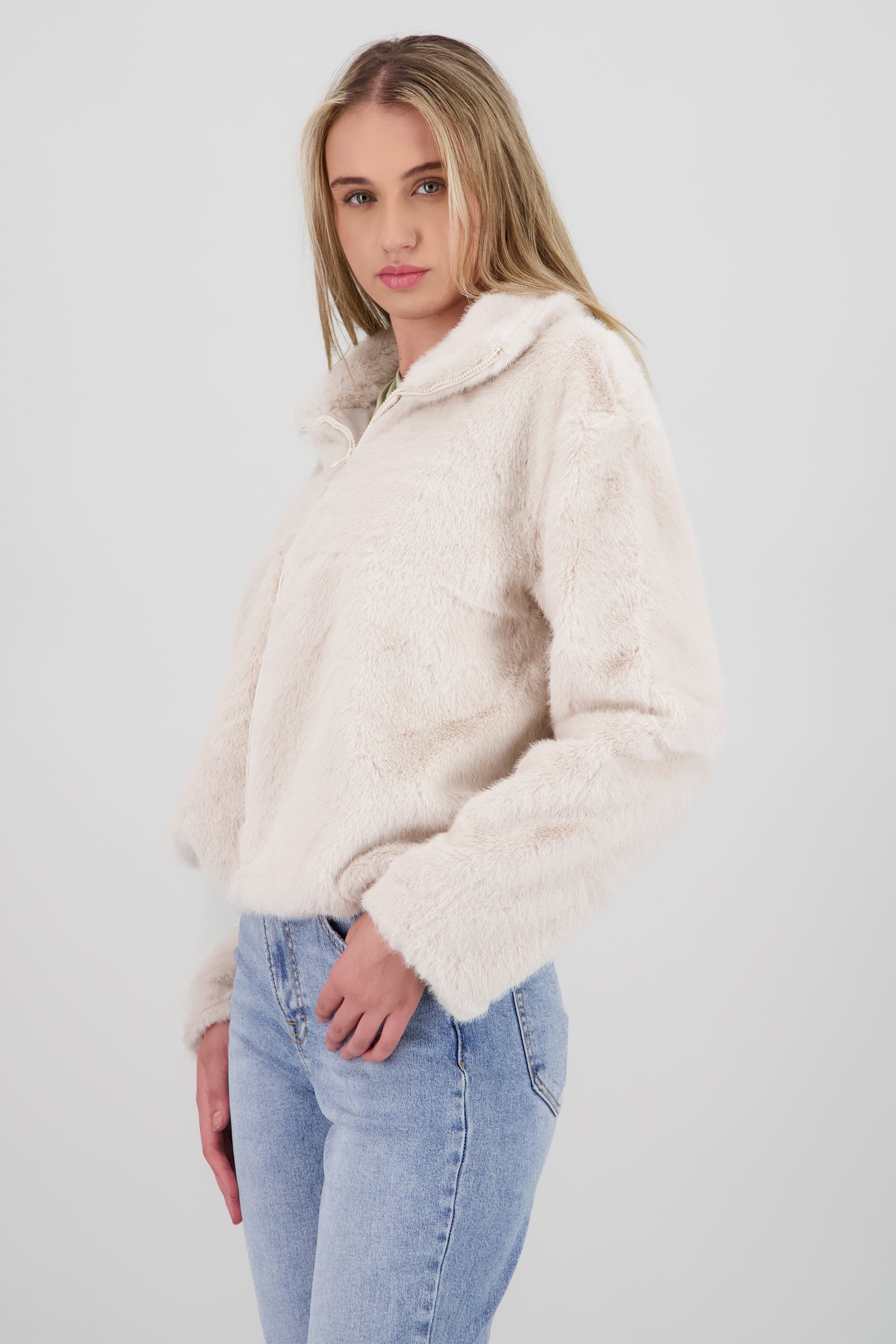 Chamarra peluche lisa HUESO