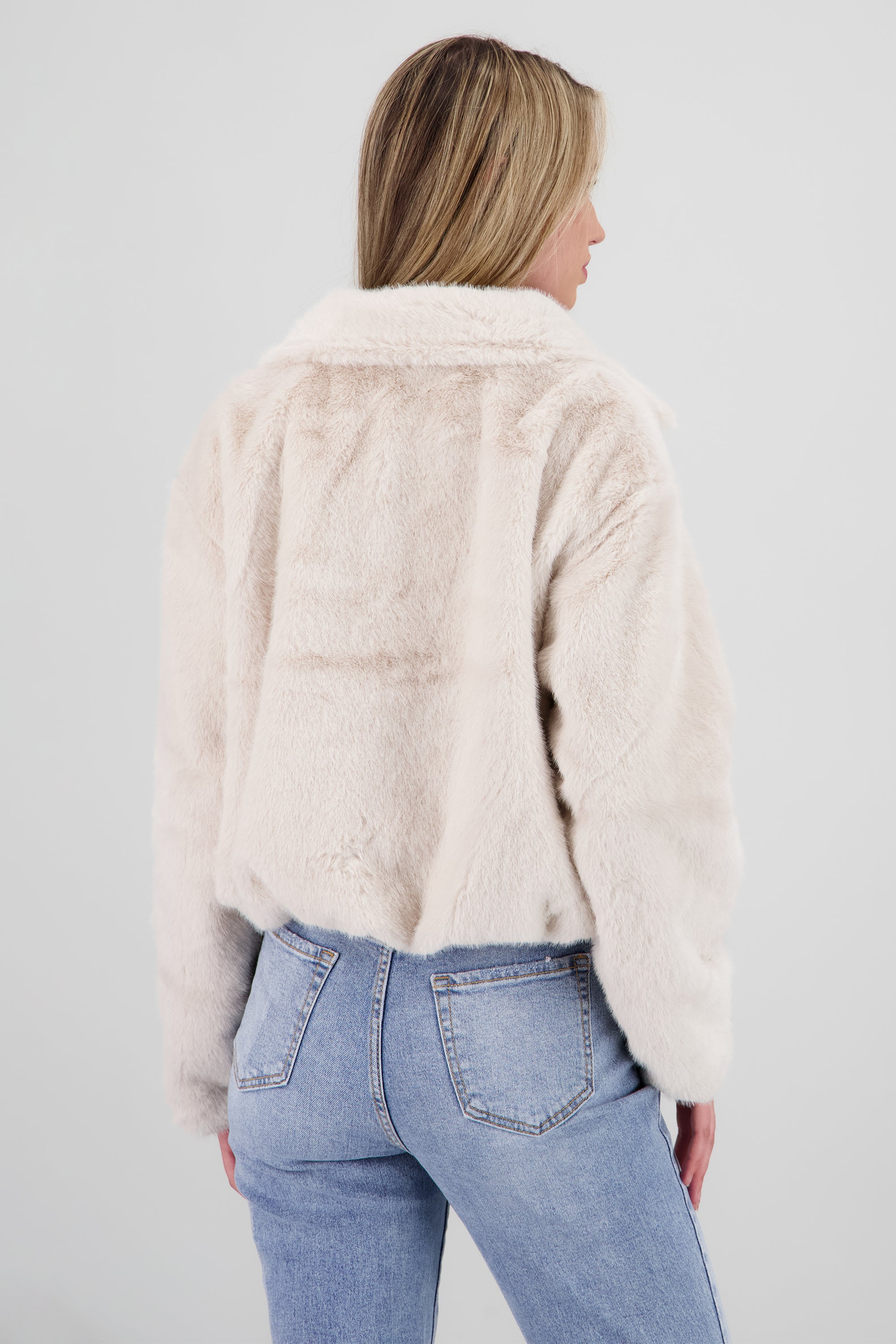 Chamarra peluche lisa HUESO