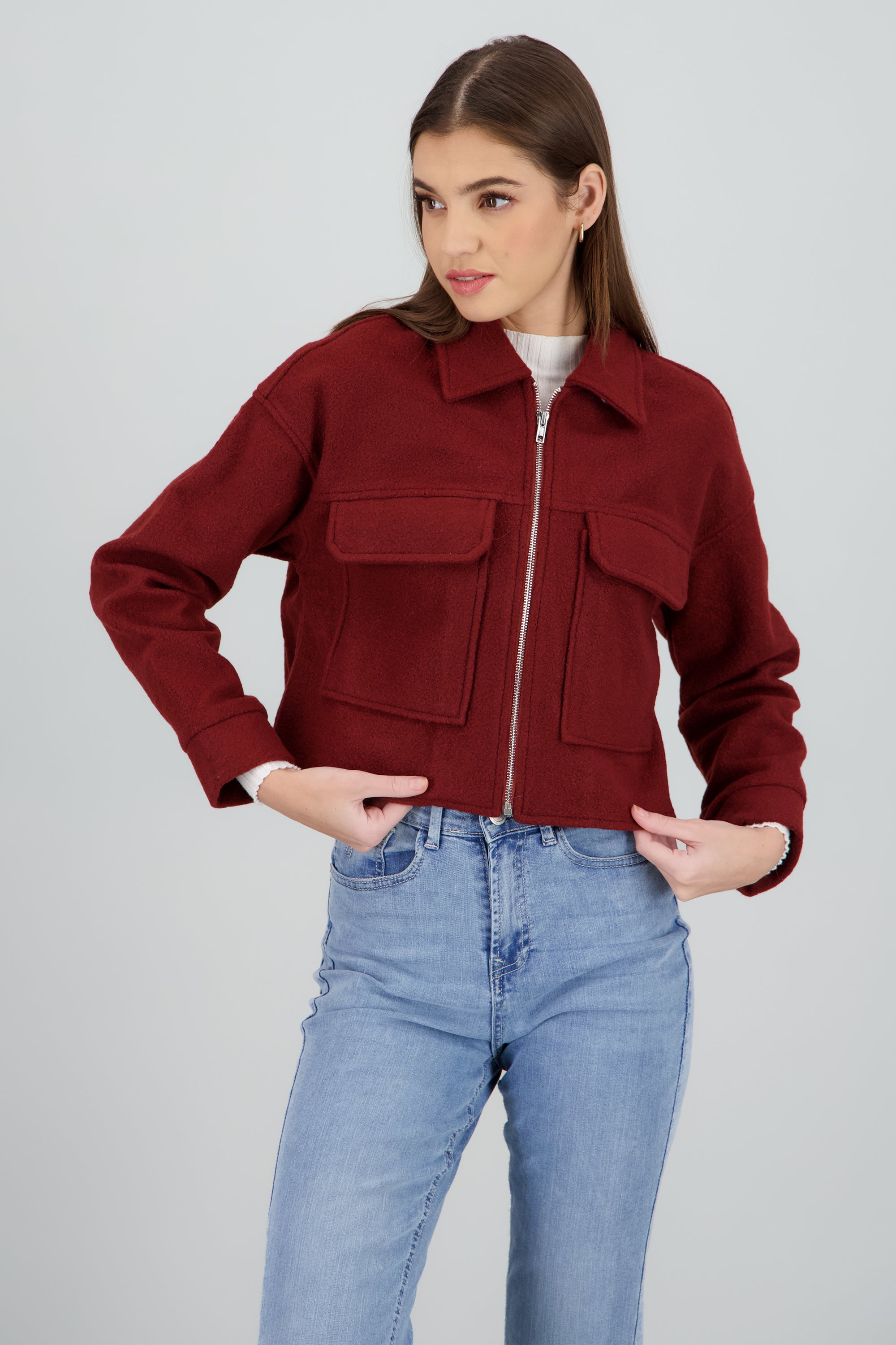 Chamarra suave con bolsas VINO