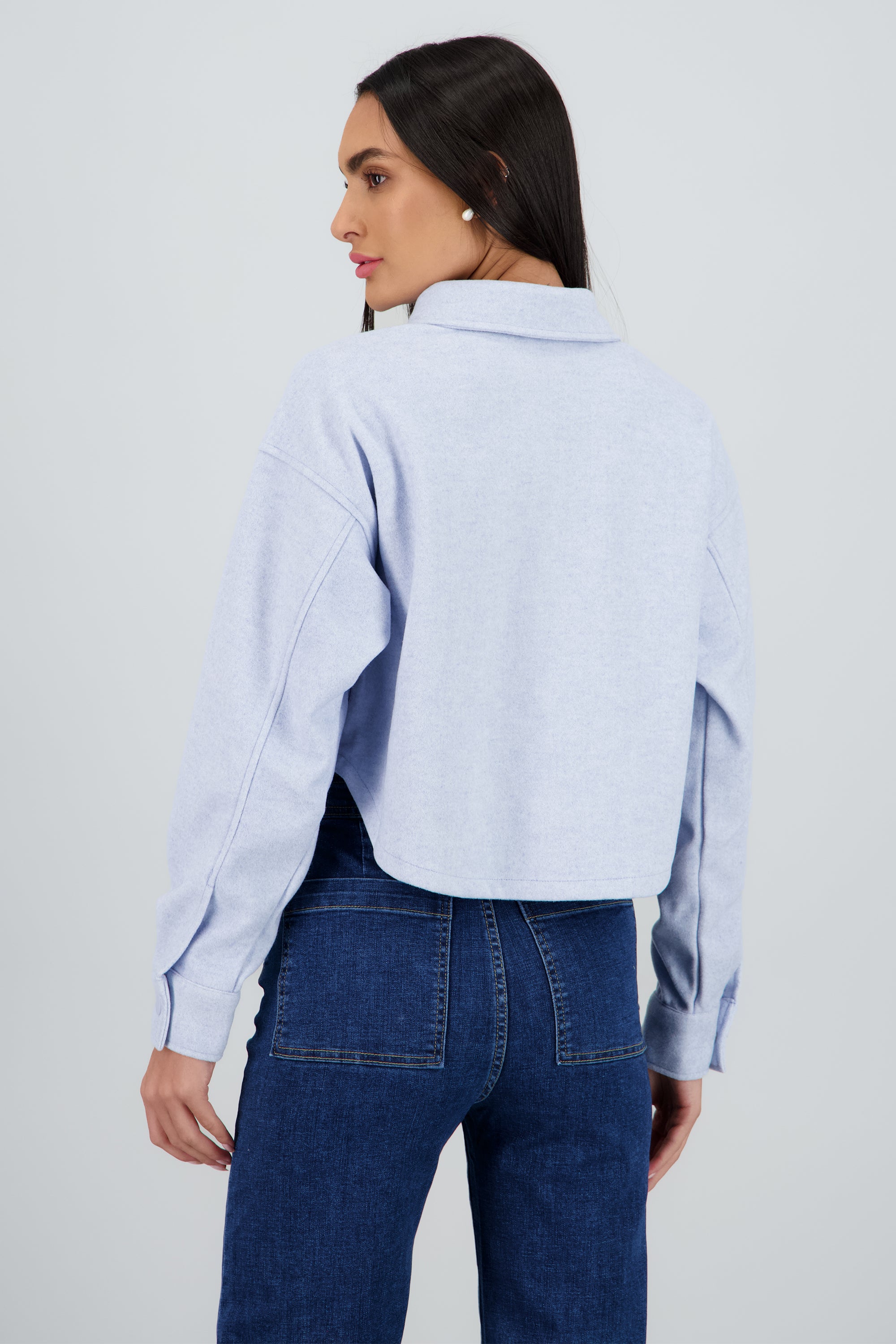 Chamarra crop bolsas parche Hypsters AZUL PASTEL