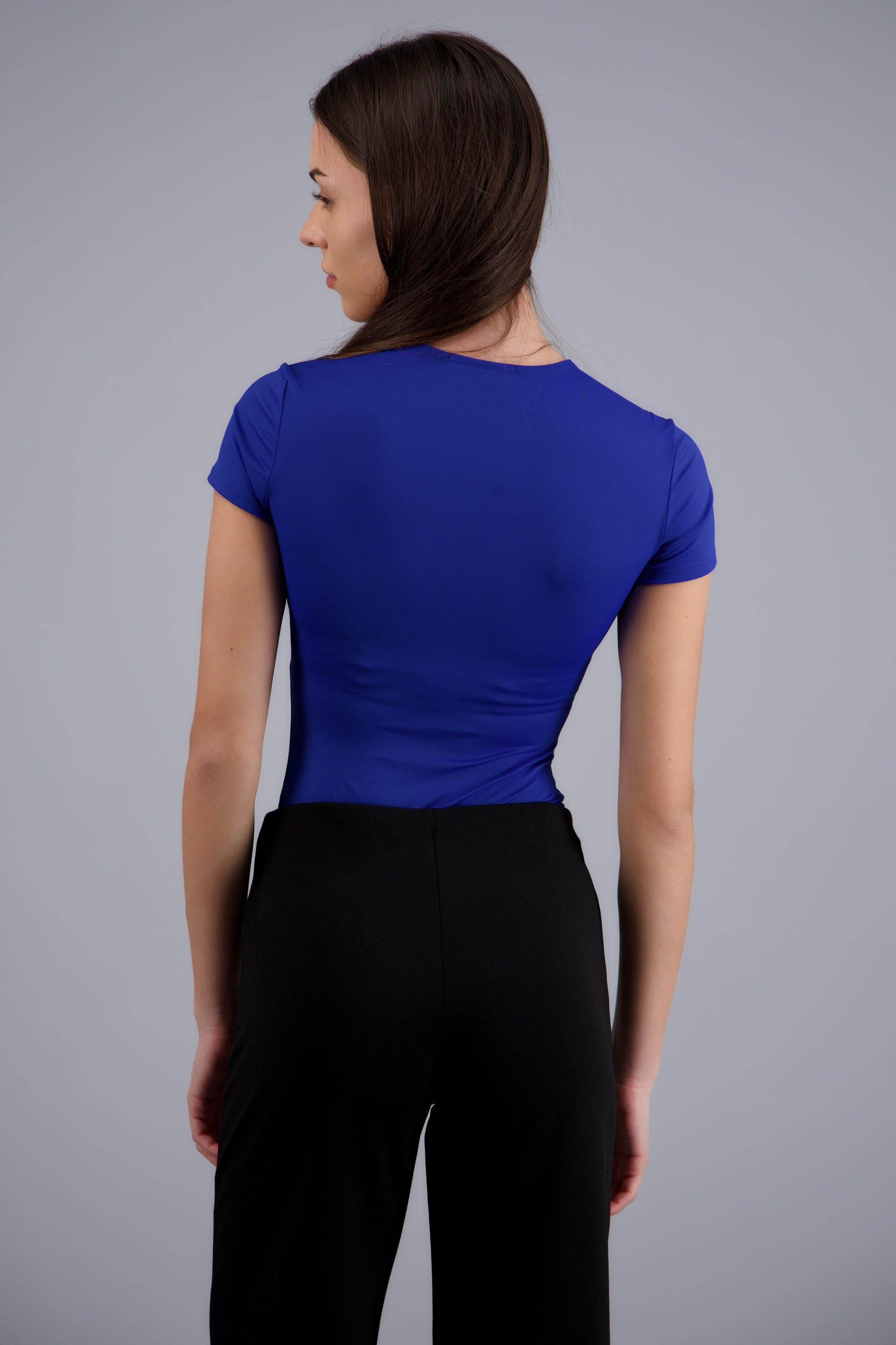 Body liso cuello redondo manga corta AZUL REY