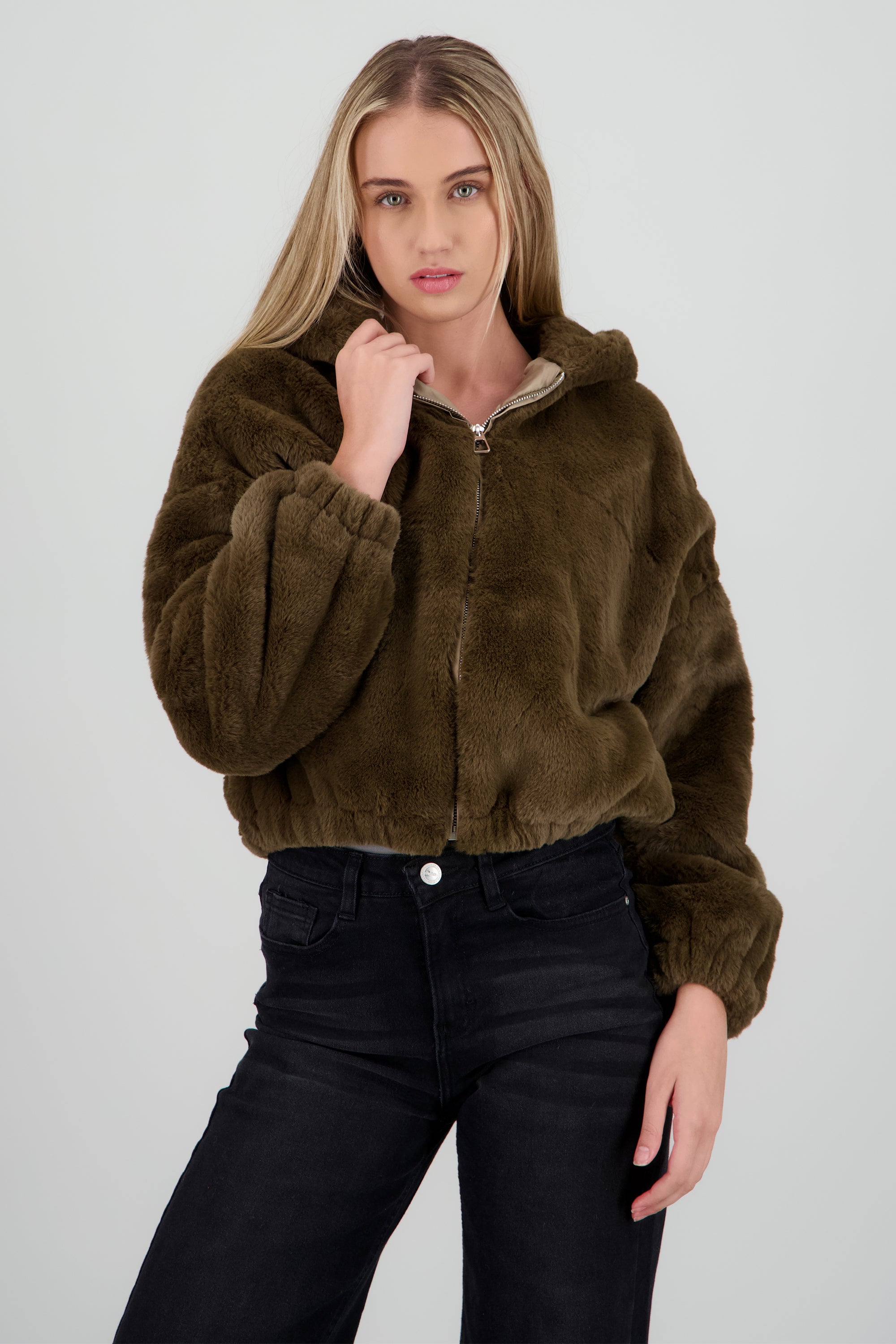 Bomber peluche con gorro CAFE