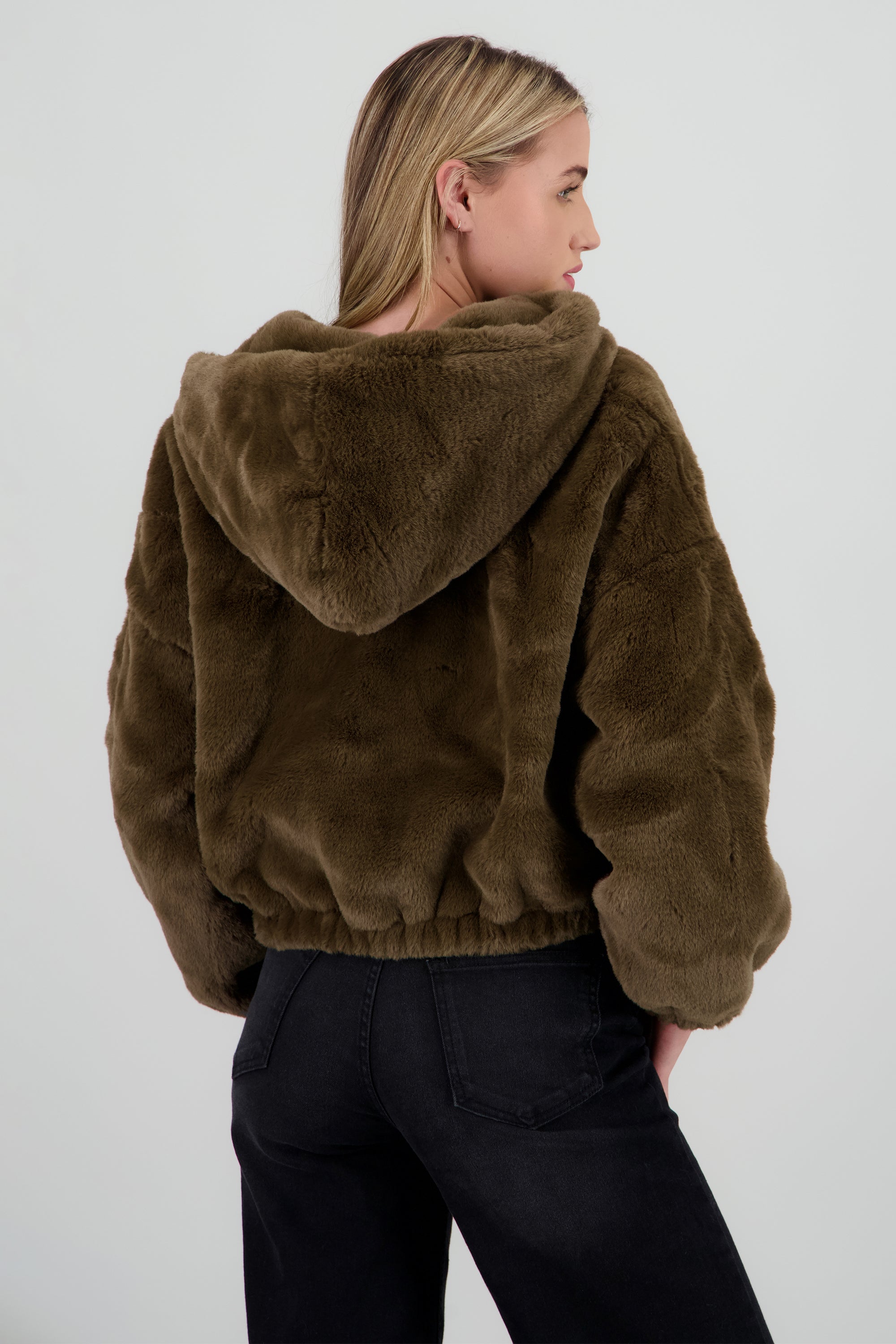 Bomber peluche con gorro CAFE