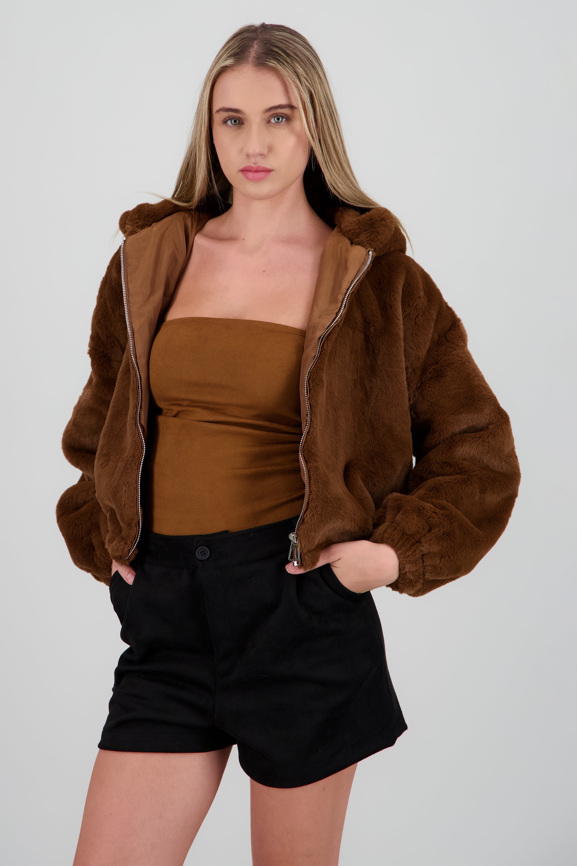 Bomber peluche con gorro CHOCOLATE