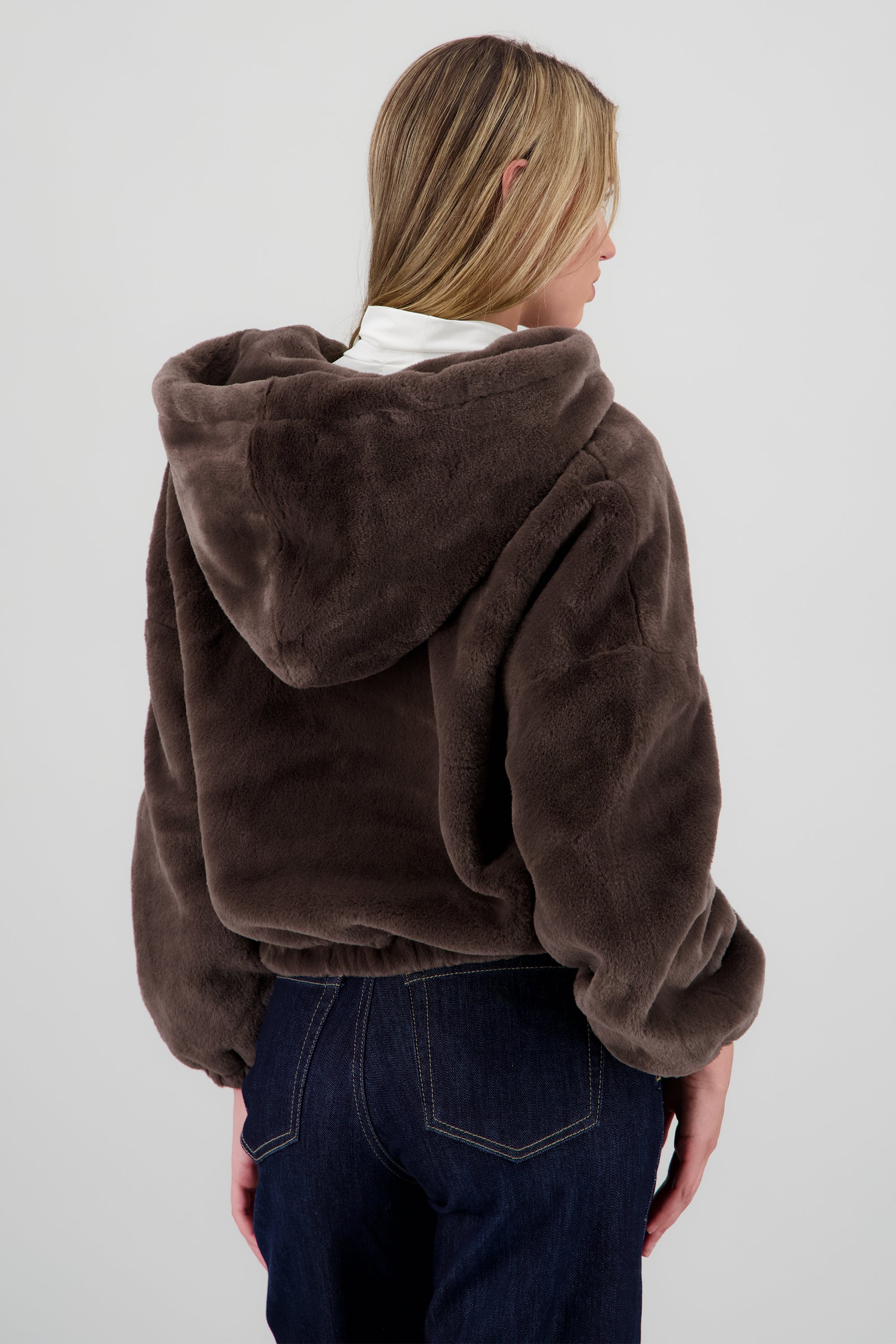 Bomber peluche con gorro GRIS