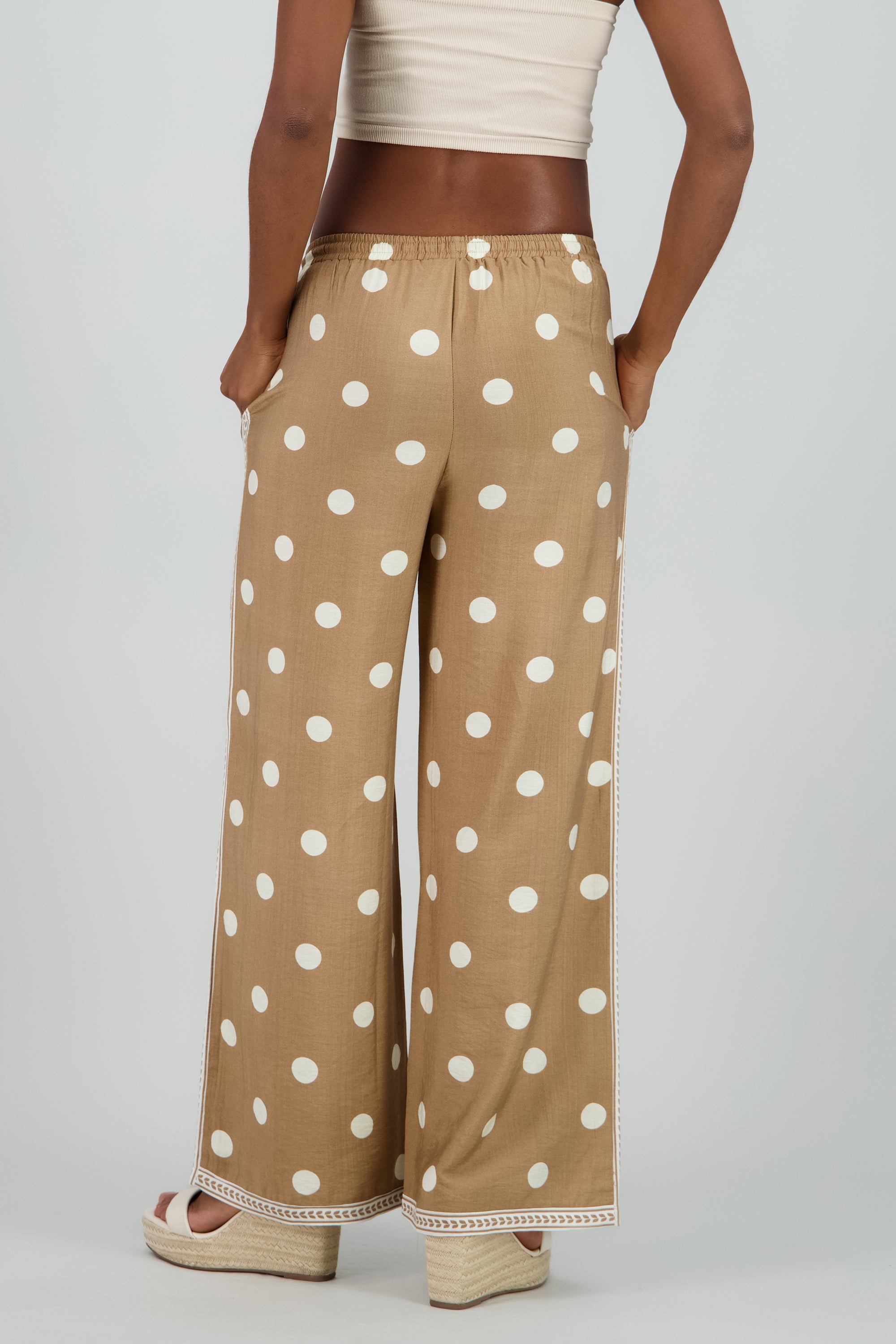 Pantalon fluido resorte detalle costados KHAKI COMBO