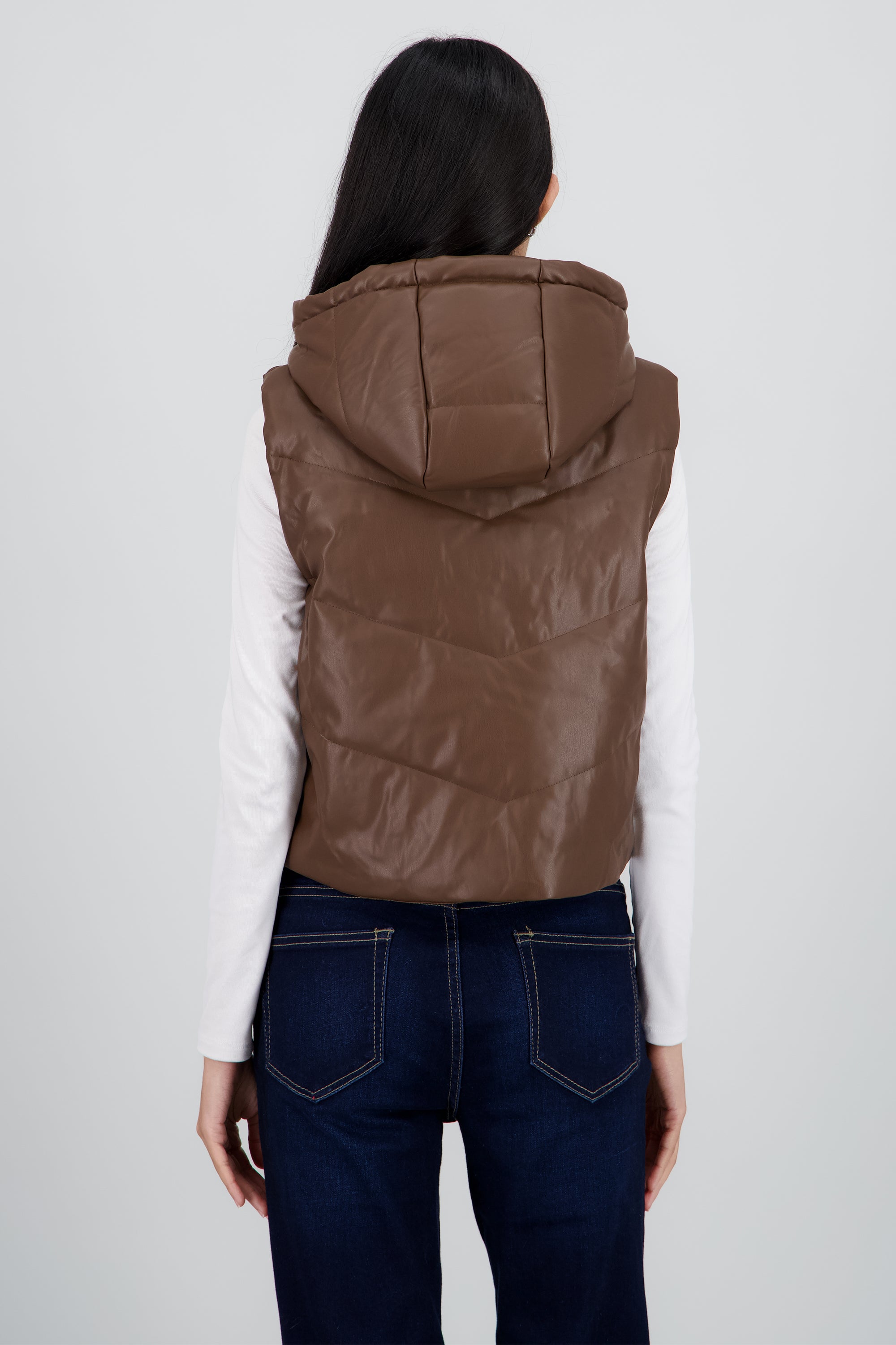 Chaleco capitonado con gorro CHOCOLATE