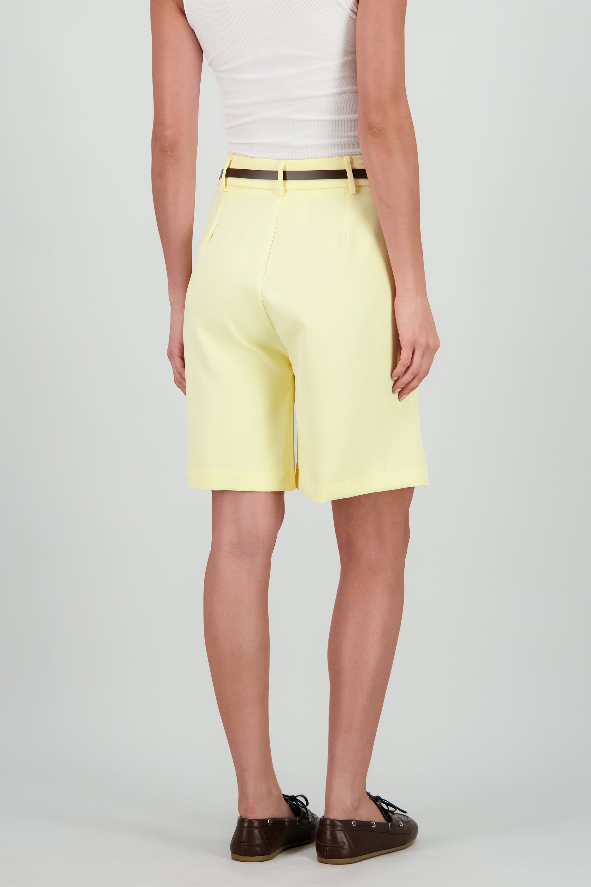 PASTEL YELLOW