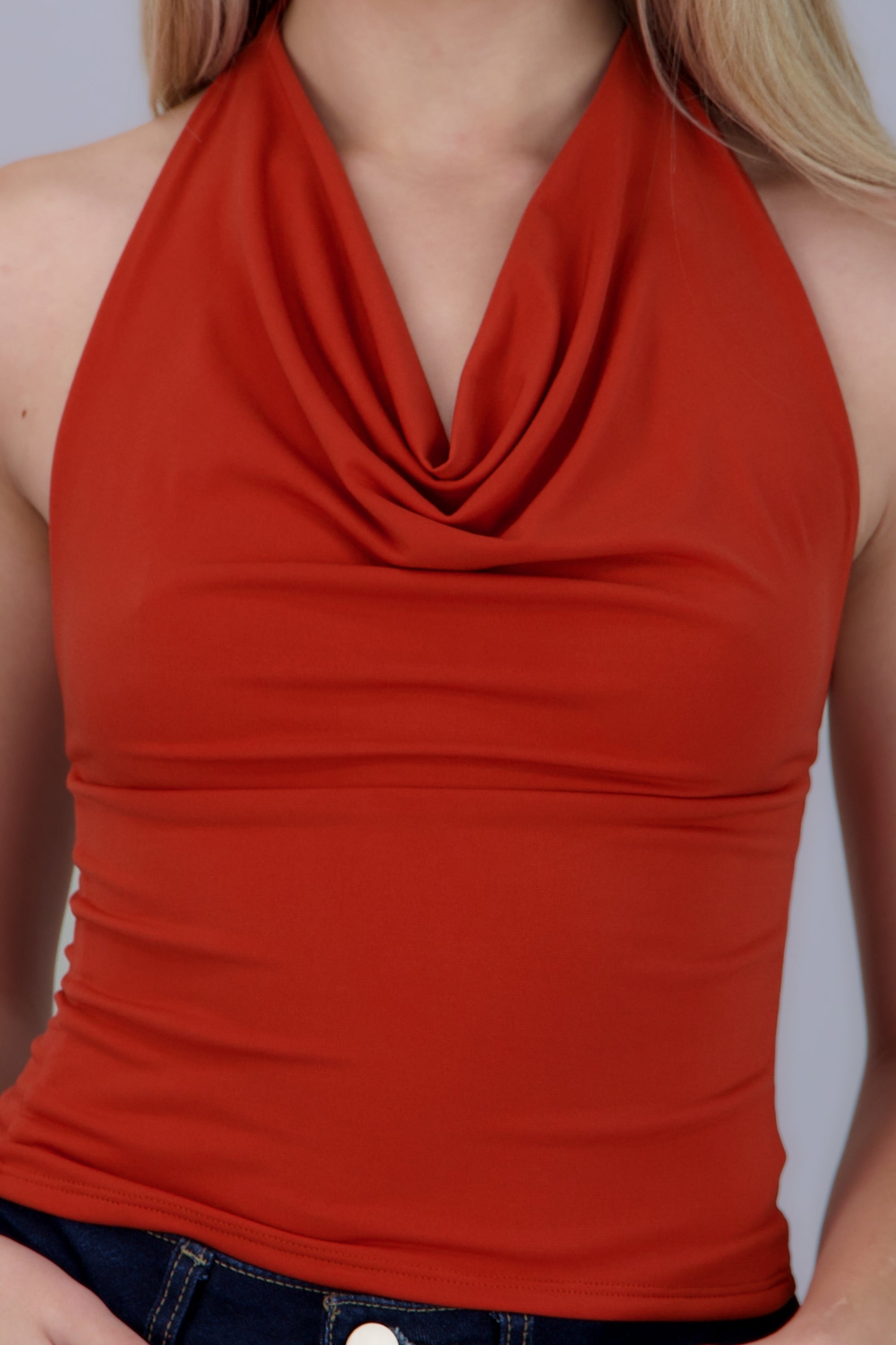 Top halter escote cascada LADRILLO