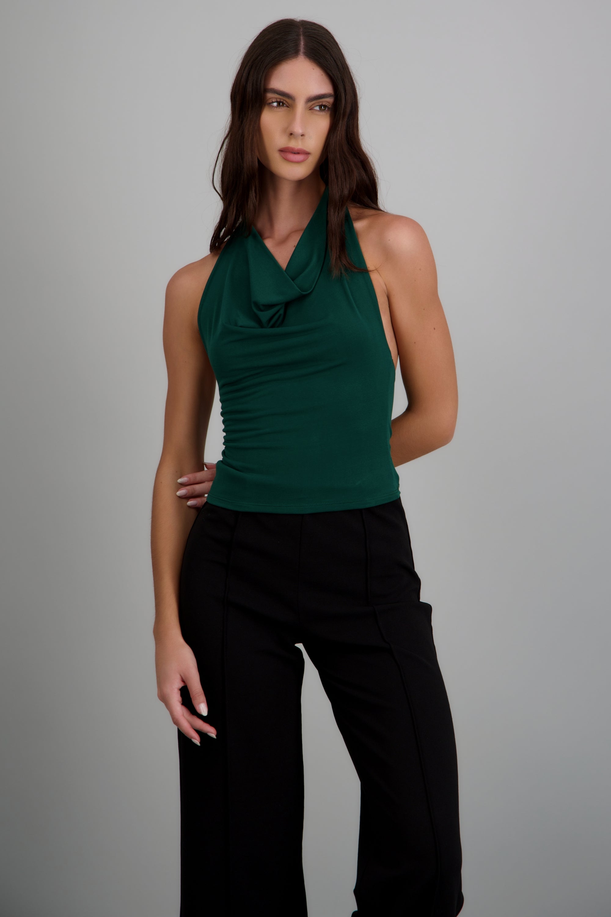 Top halter escote cascada VERDE CAZADOR