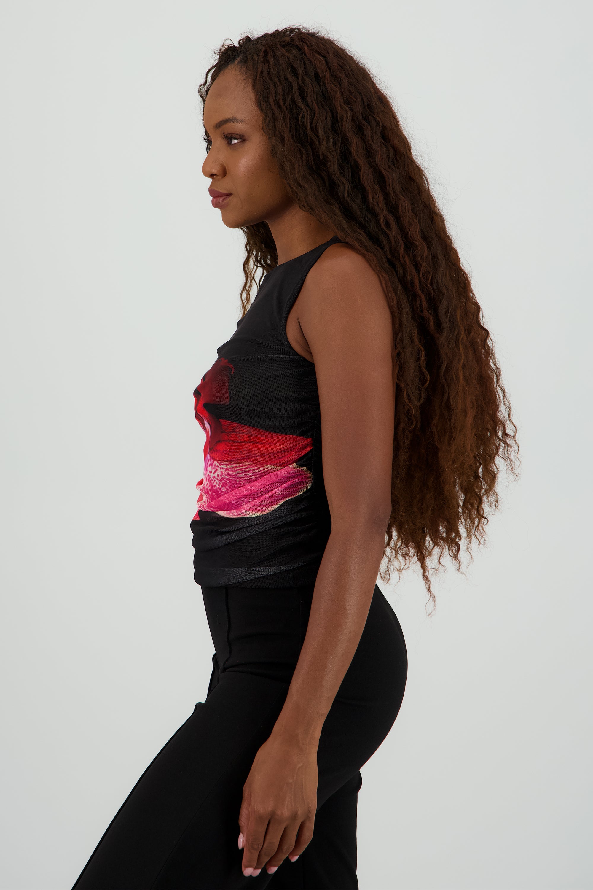 Top drapeado flor NEGRO