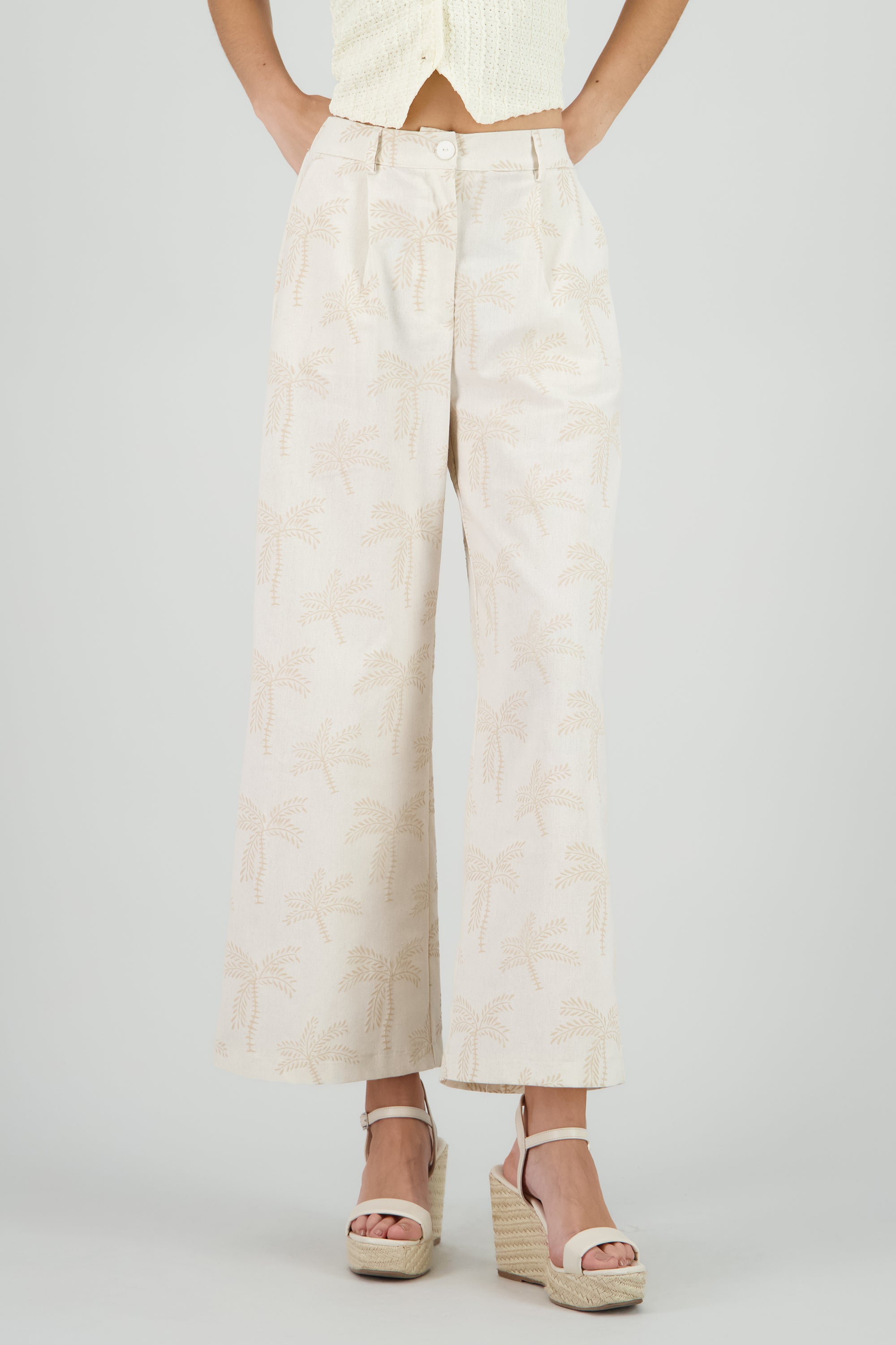 Pantalon amplio detalle textura BEIGE