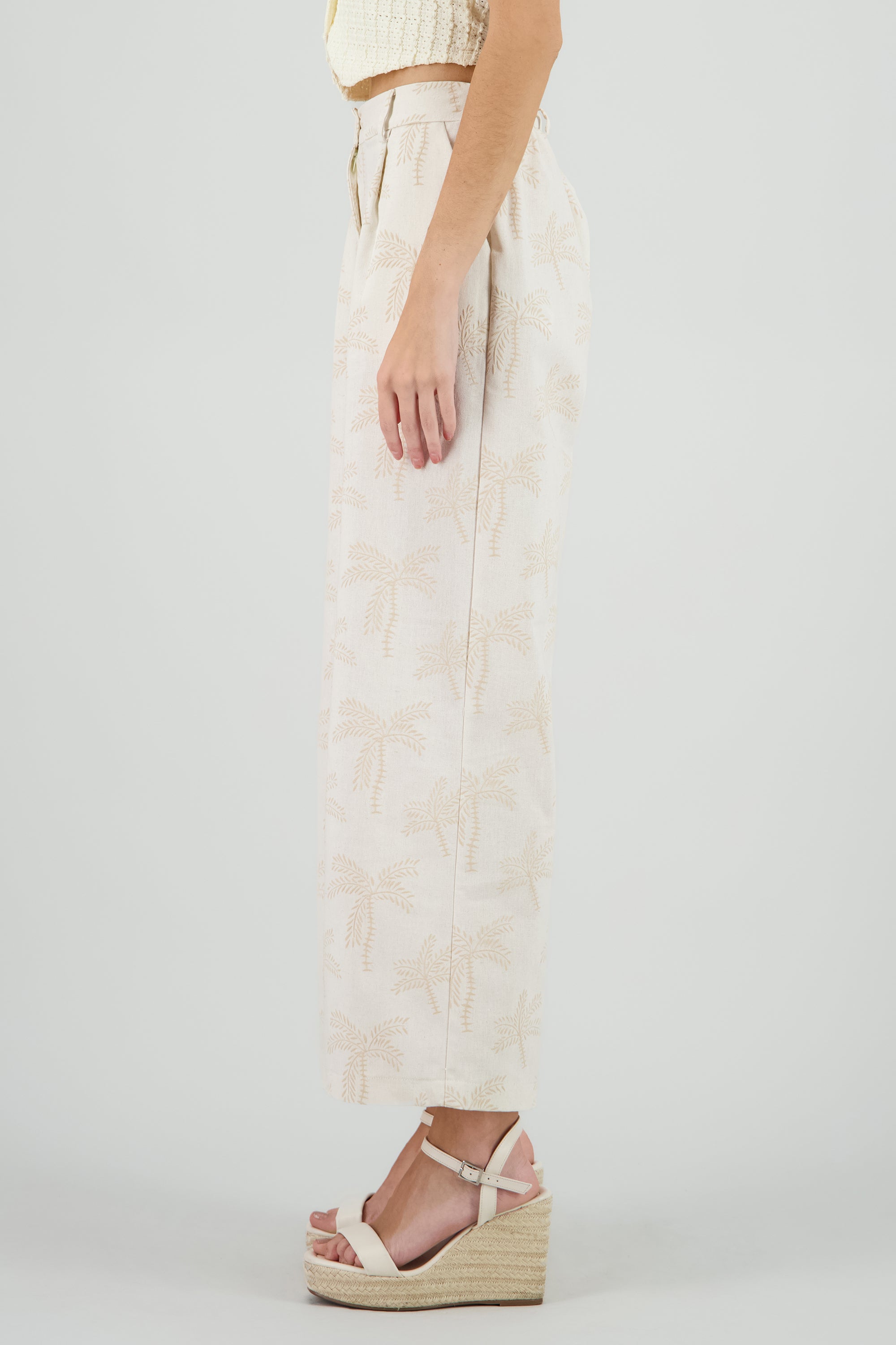 Pantalon amplio detalle textura BEIGE